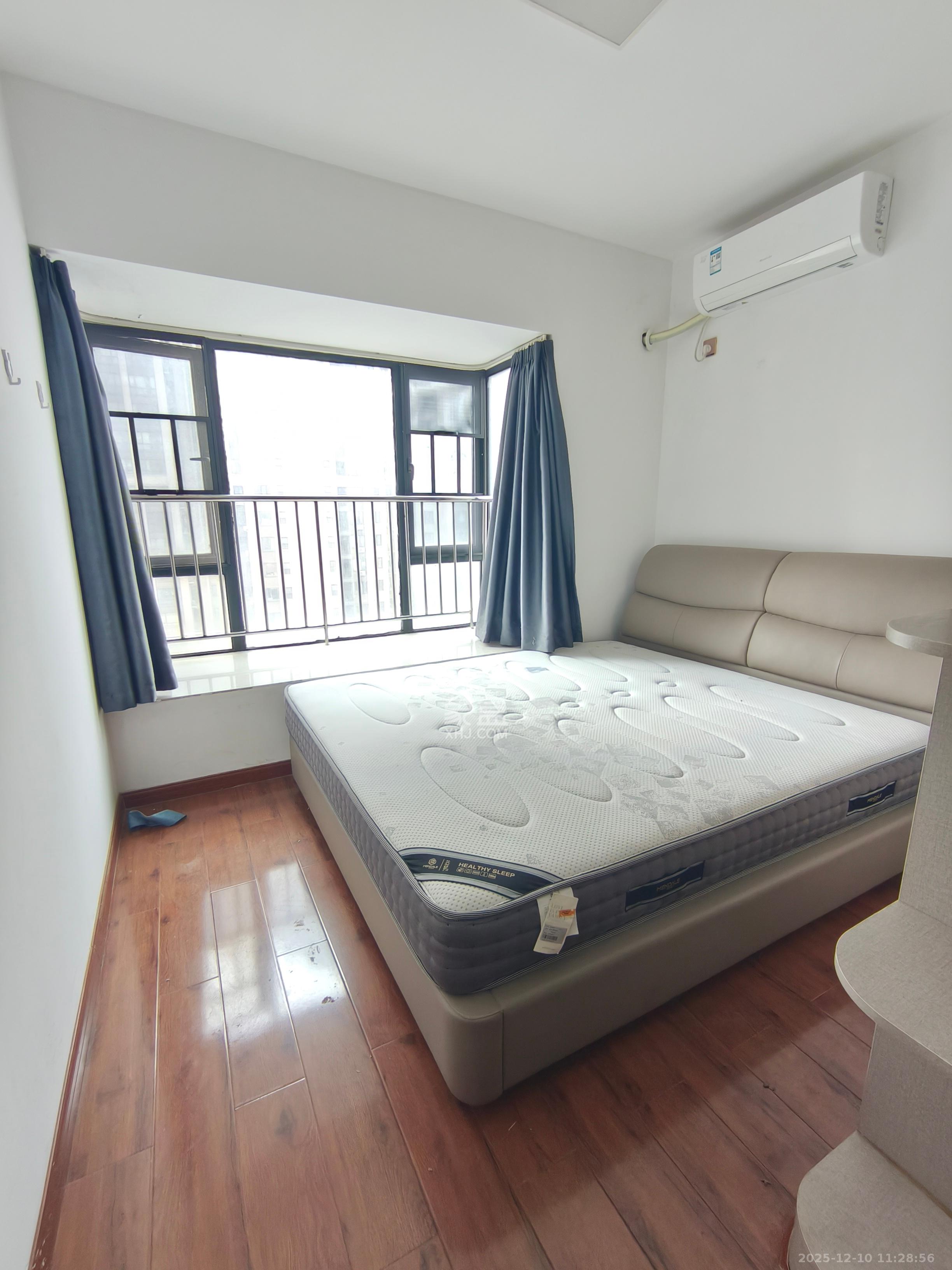 钰龙天下一期  2室2厅1卫    2200.0元/月室内图