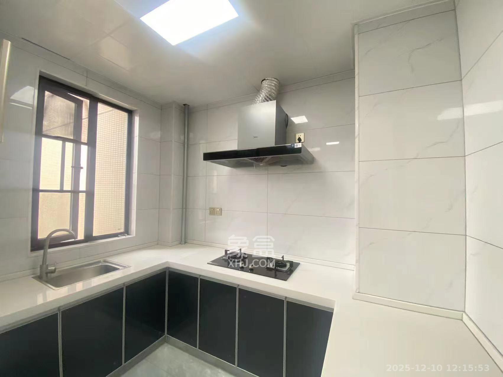 星雅美辰  3室2厅2卫    2450.0元/月室内图