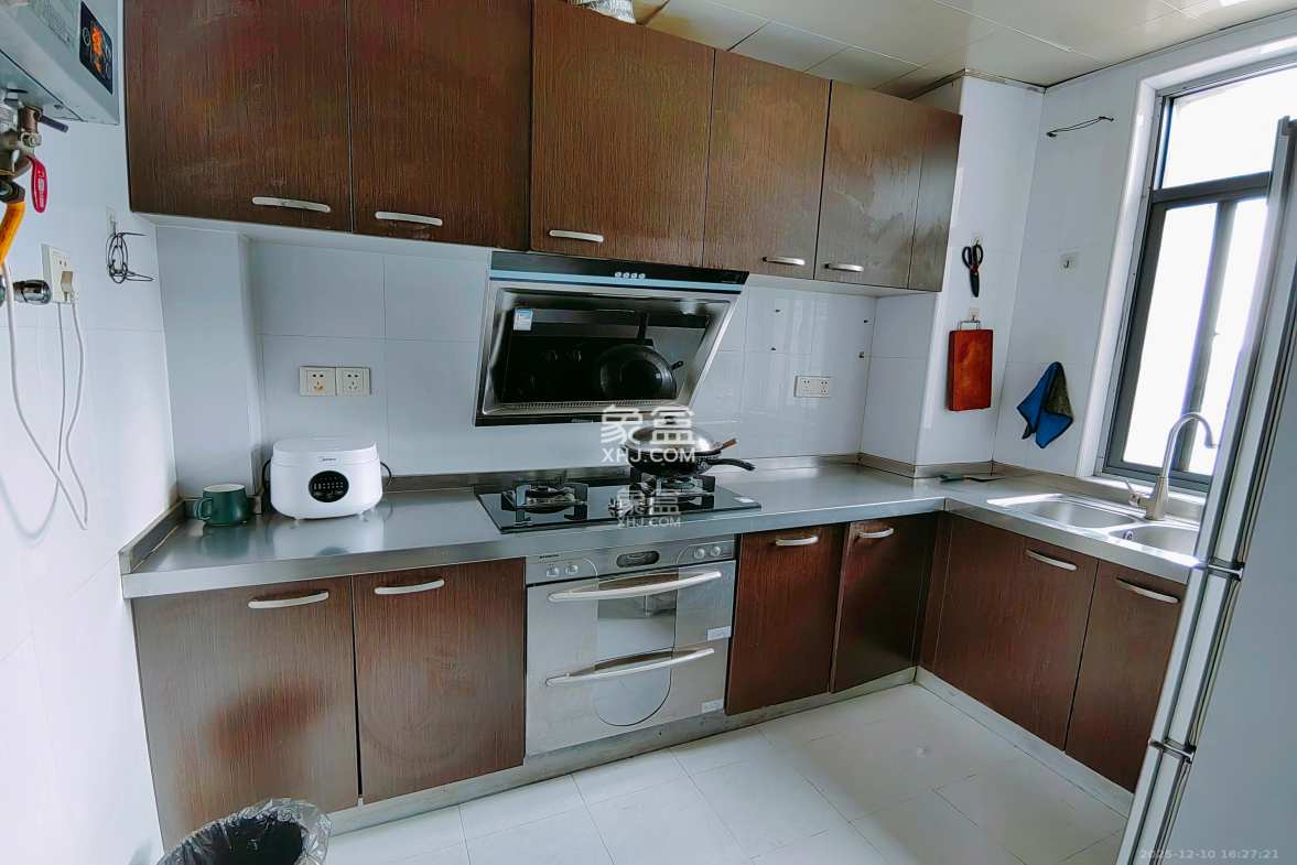 阳光100二期 2室1厅1卫 2200.0元/月 阳光100二期 2室1厅1卫 2200.0元/月室内图