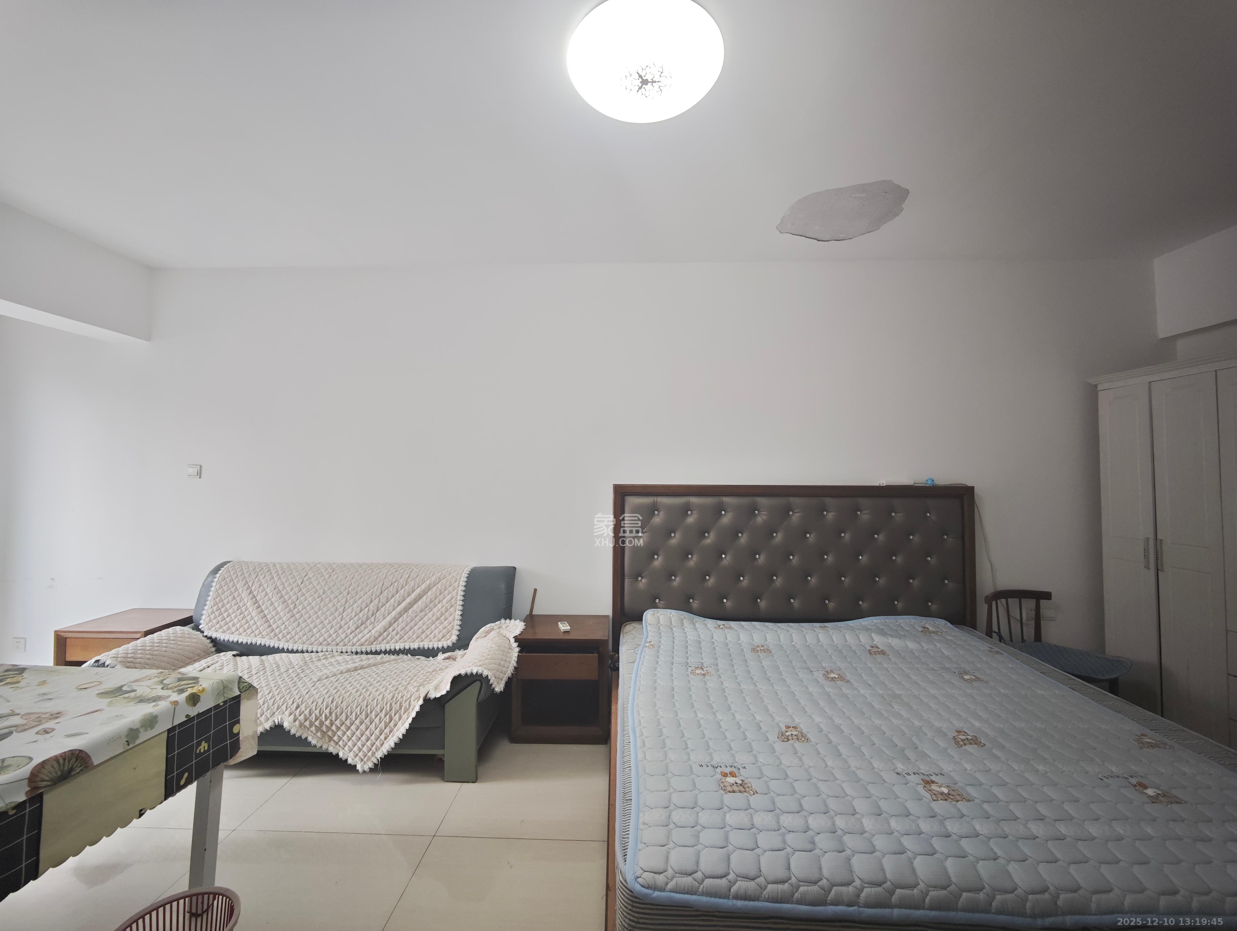 东城港   45.0㎡      1600.0元/月室内图