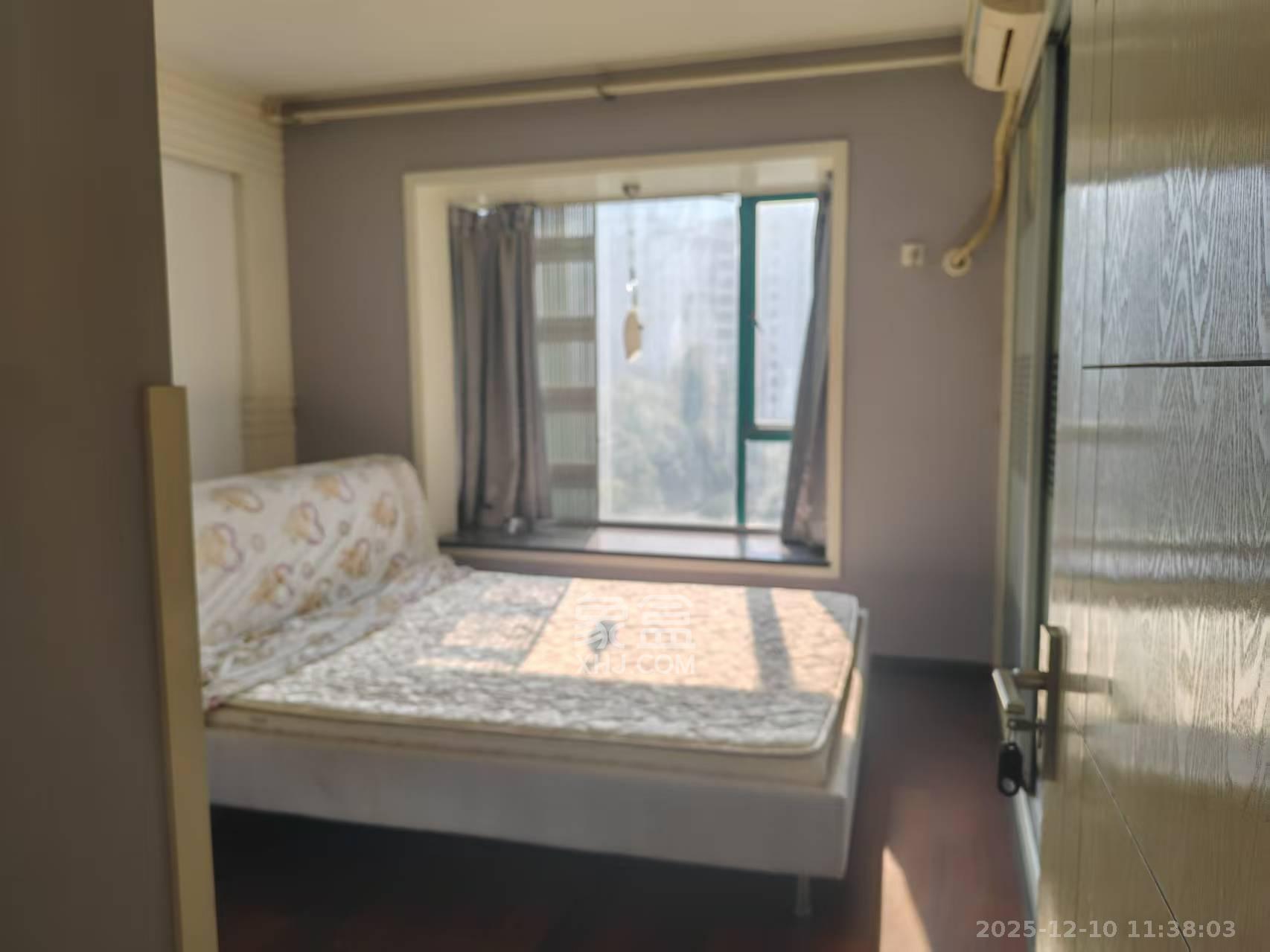 景秀江山 4室2厅2卫 2700.0元/月 景秀江山 4室2厅2卫 2700.0元/月室内图