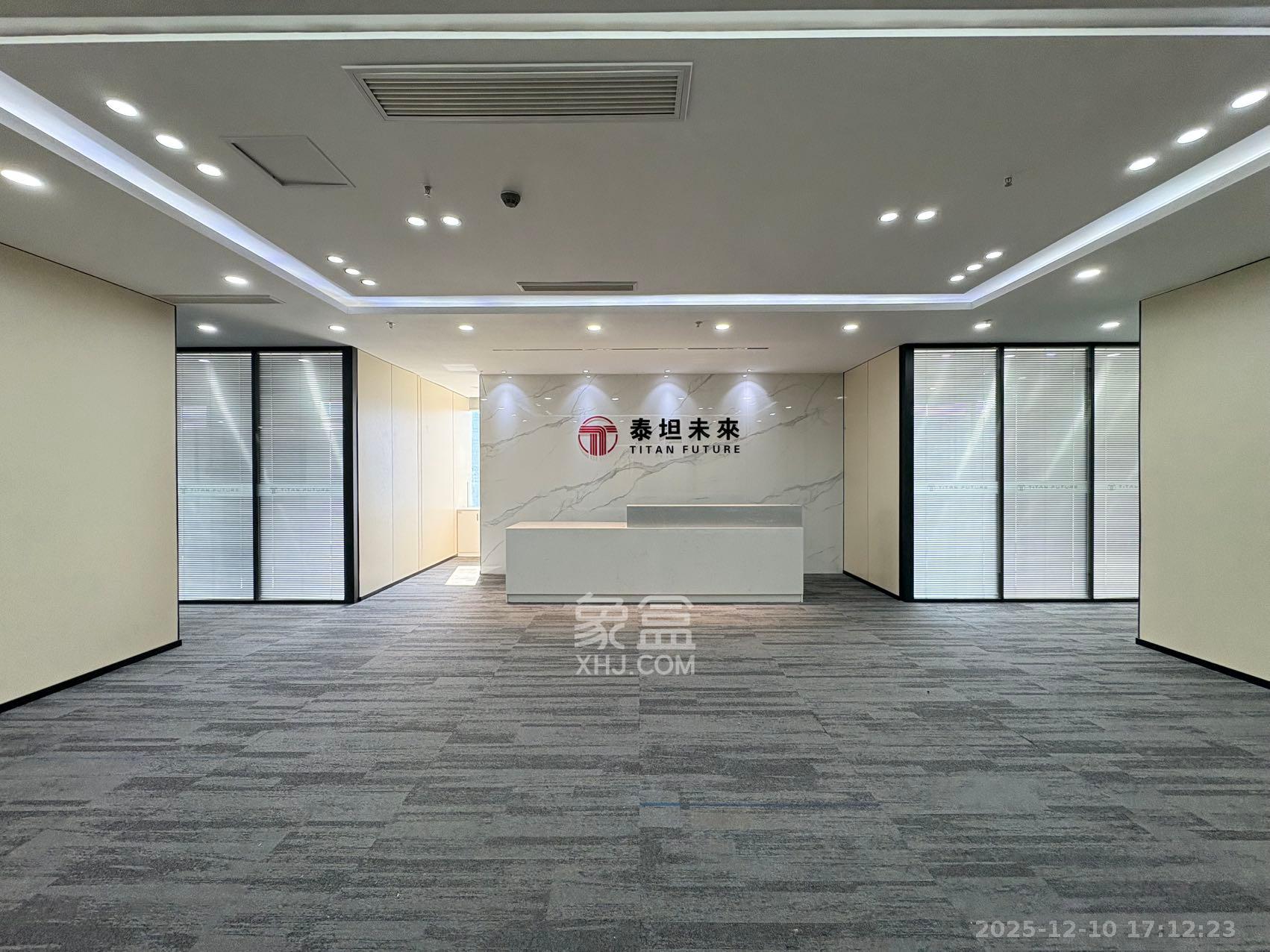 柏宁地王广场   548.0㎡      42800.0元/月