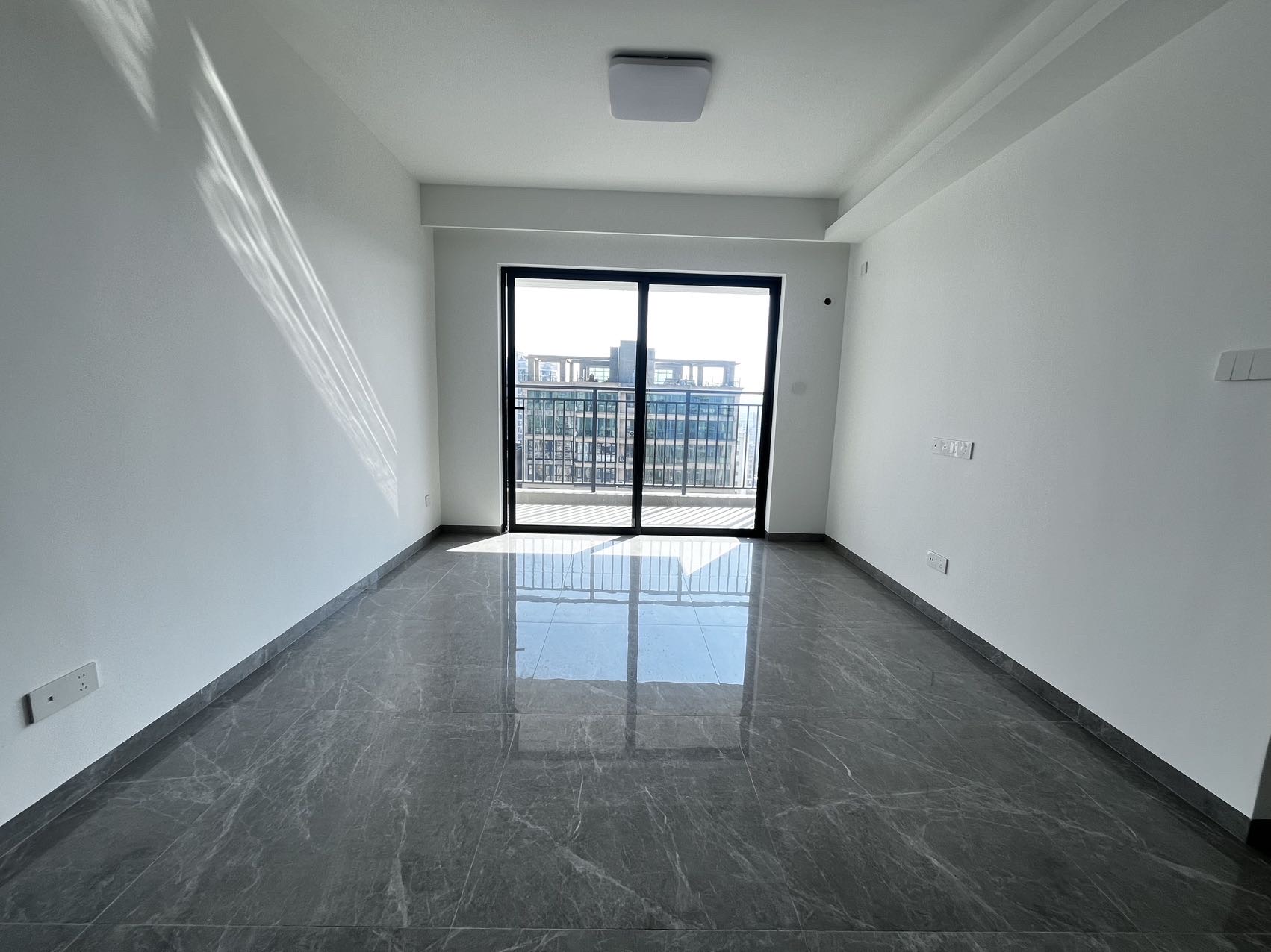 金岭雅居  2室2厅1卫    128.8万