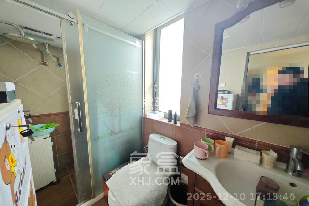 新城新世界一二三期  3室2厅2卫    3800.0元/月室内图