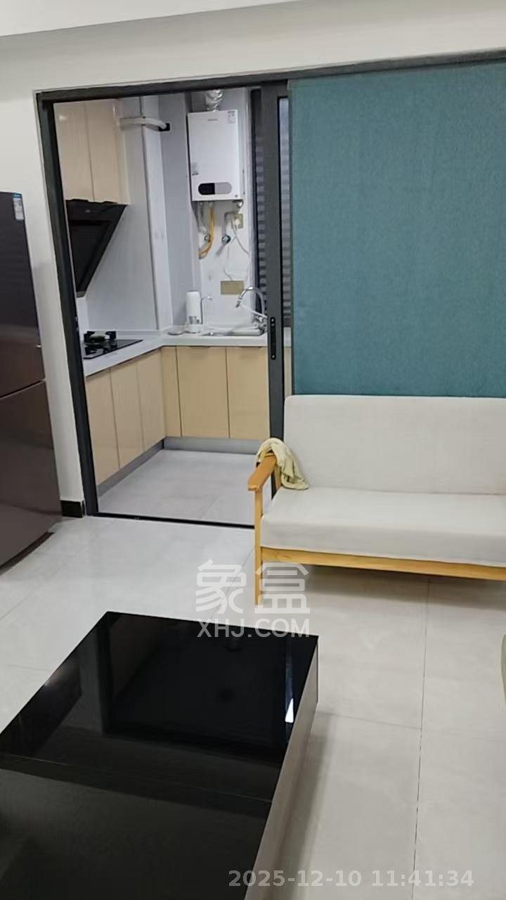 明发国际城  1室1厅1卫    1400.0元/月室内图