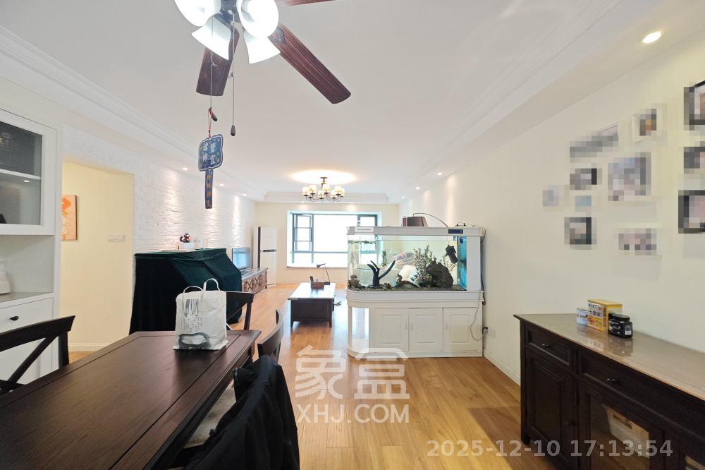 新城新世界一二三期 3室2厅2卫 3800.0元/月 新城新世界一二三期 3室2厅2卫 3800.0元/月室内图