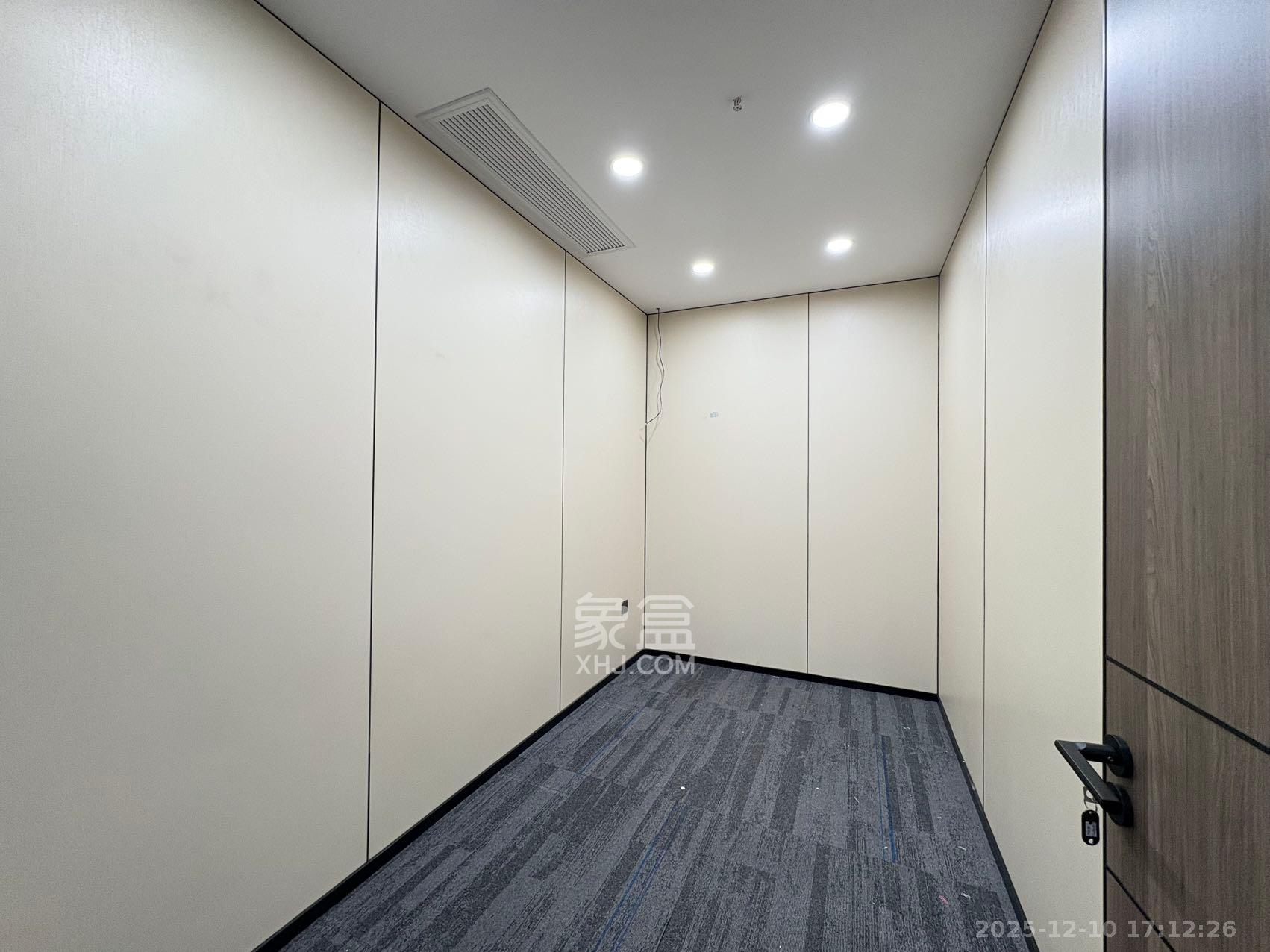 柏宁地王广场   548.0㎡      42800.0元/月室内图