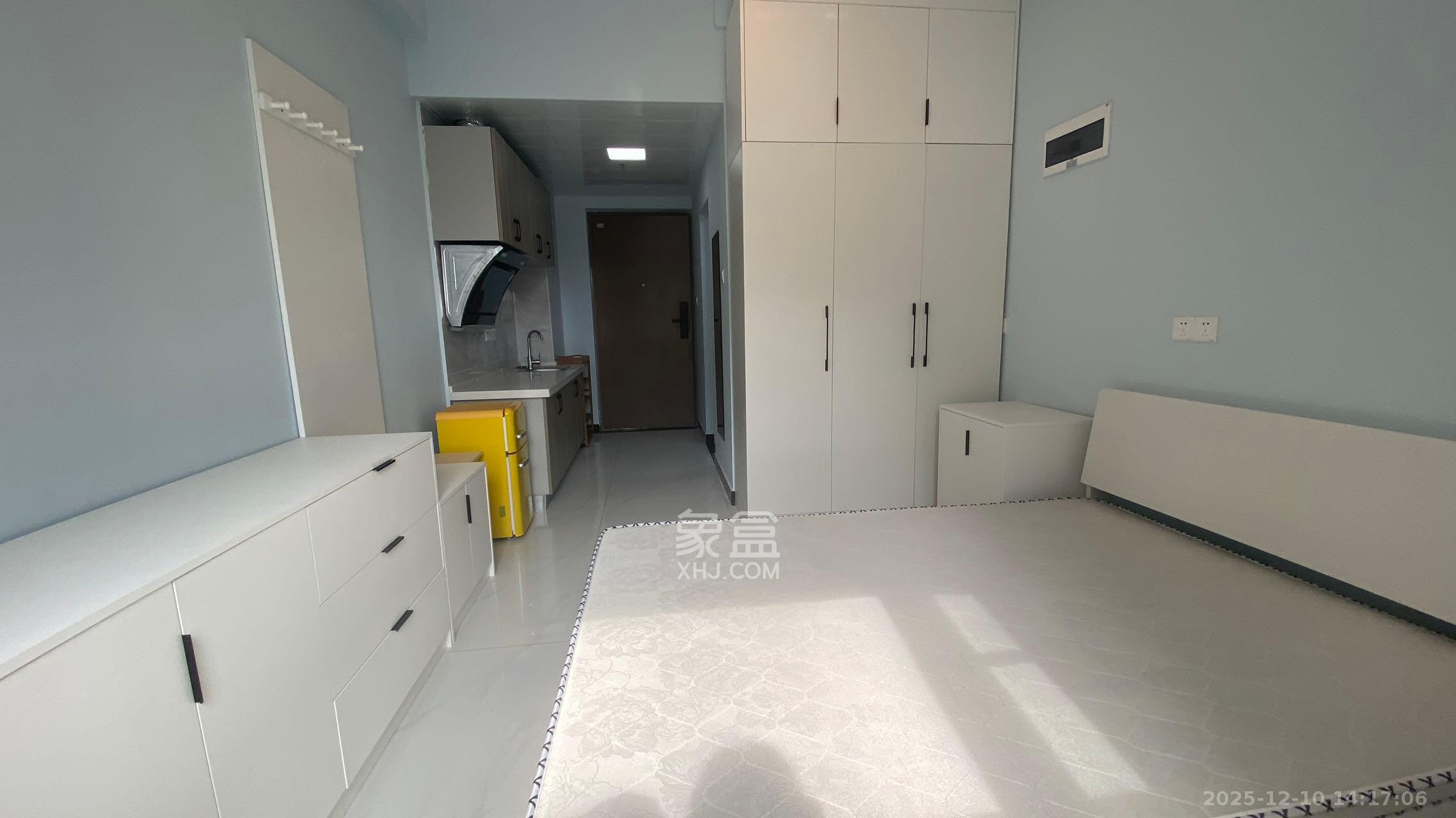 新城悦隽公园  1室1厅1卫    1600.0元/月