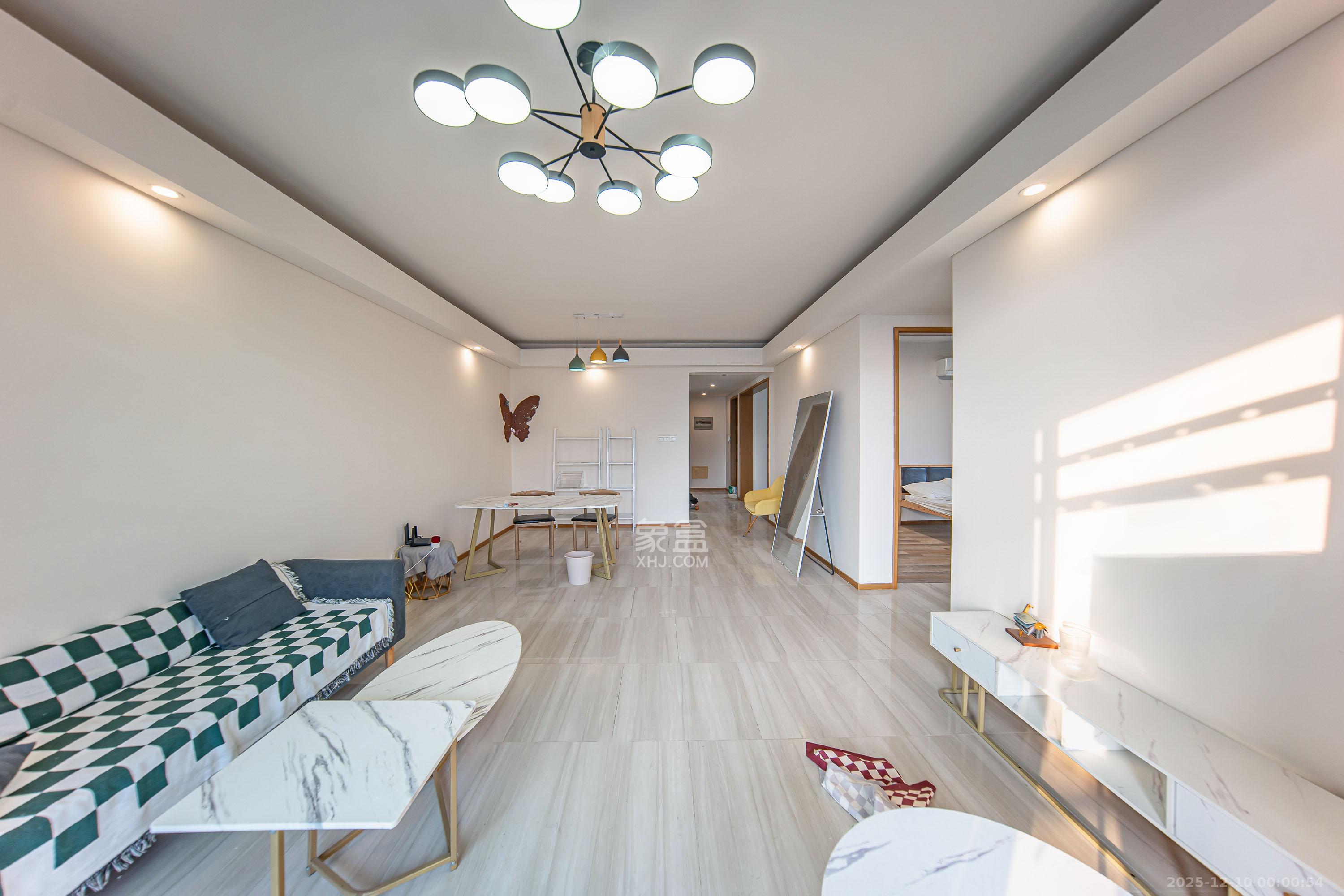 阳光100一期、四五期  3室2厅1卫    82.0万