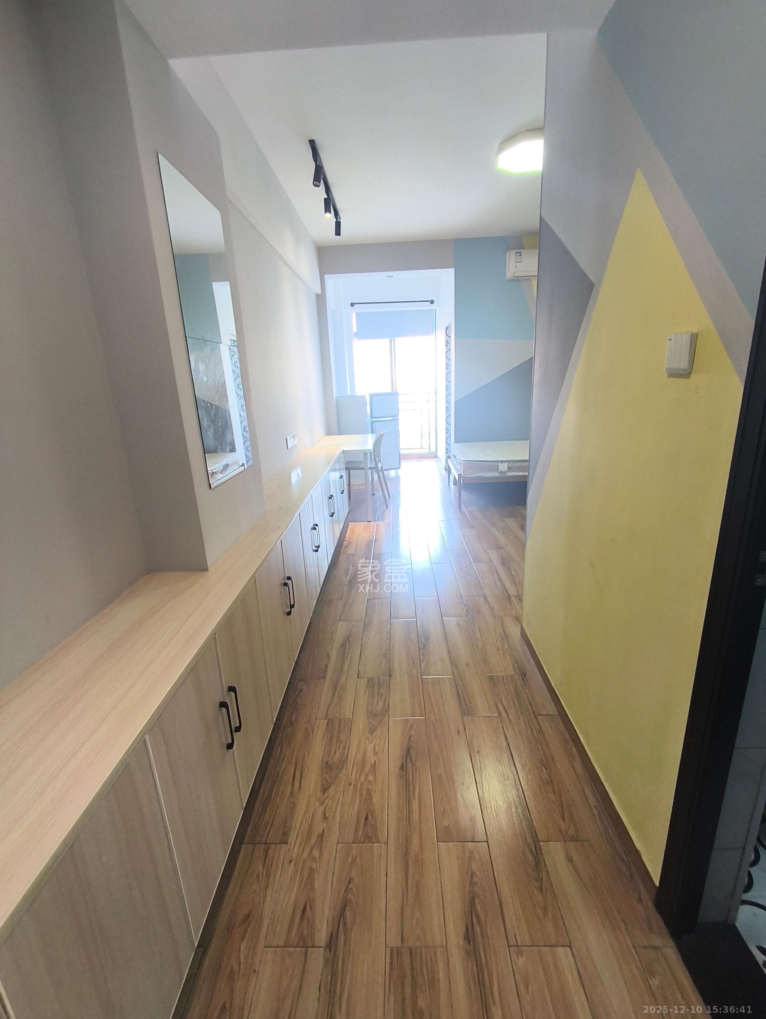 建鑫国际一期  1室1厅1卫    800.0元/月