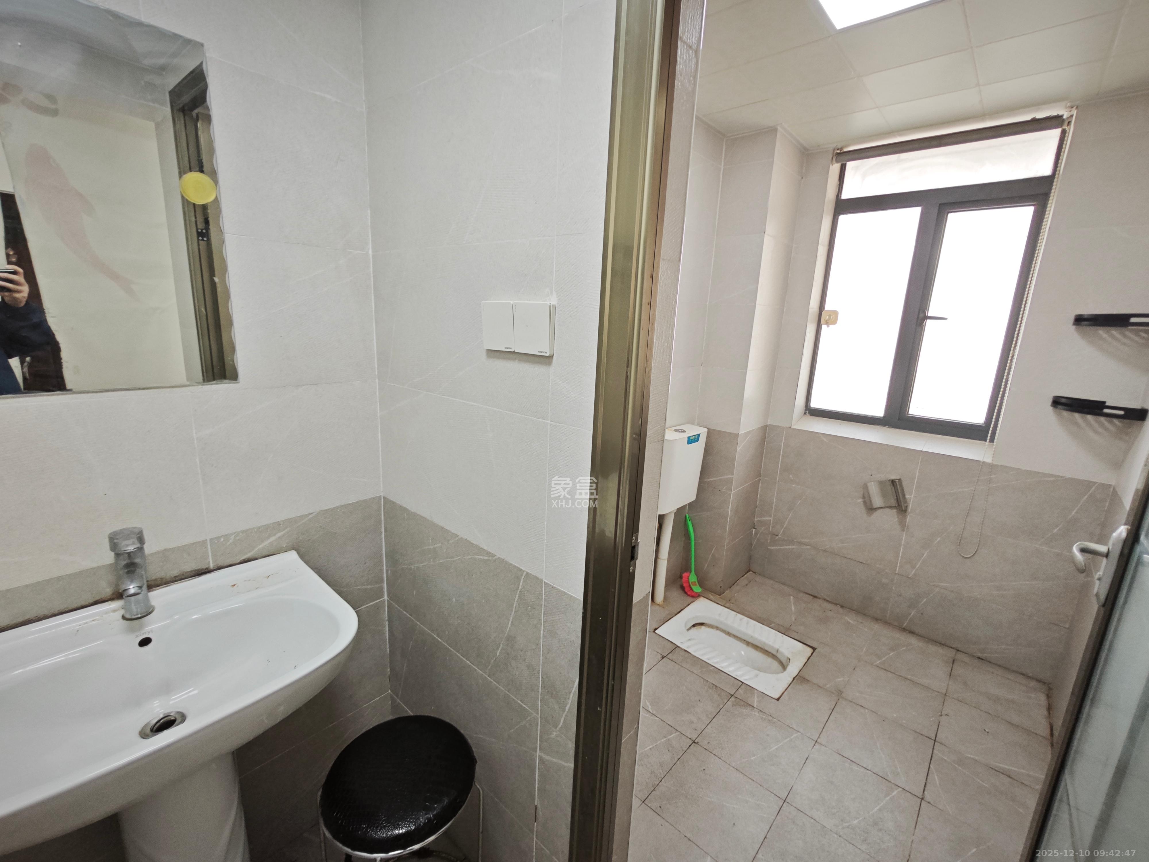 剑桥名门 3室2厅2卫 2300.0元/月 剑桥名门 3室2厅2卫 2300.0元/月室内图