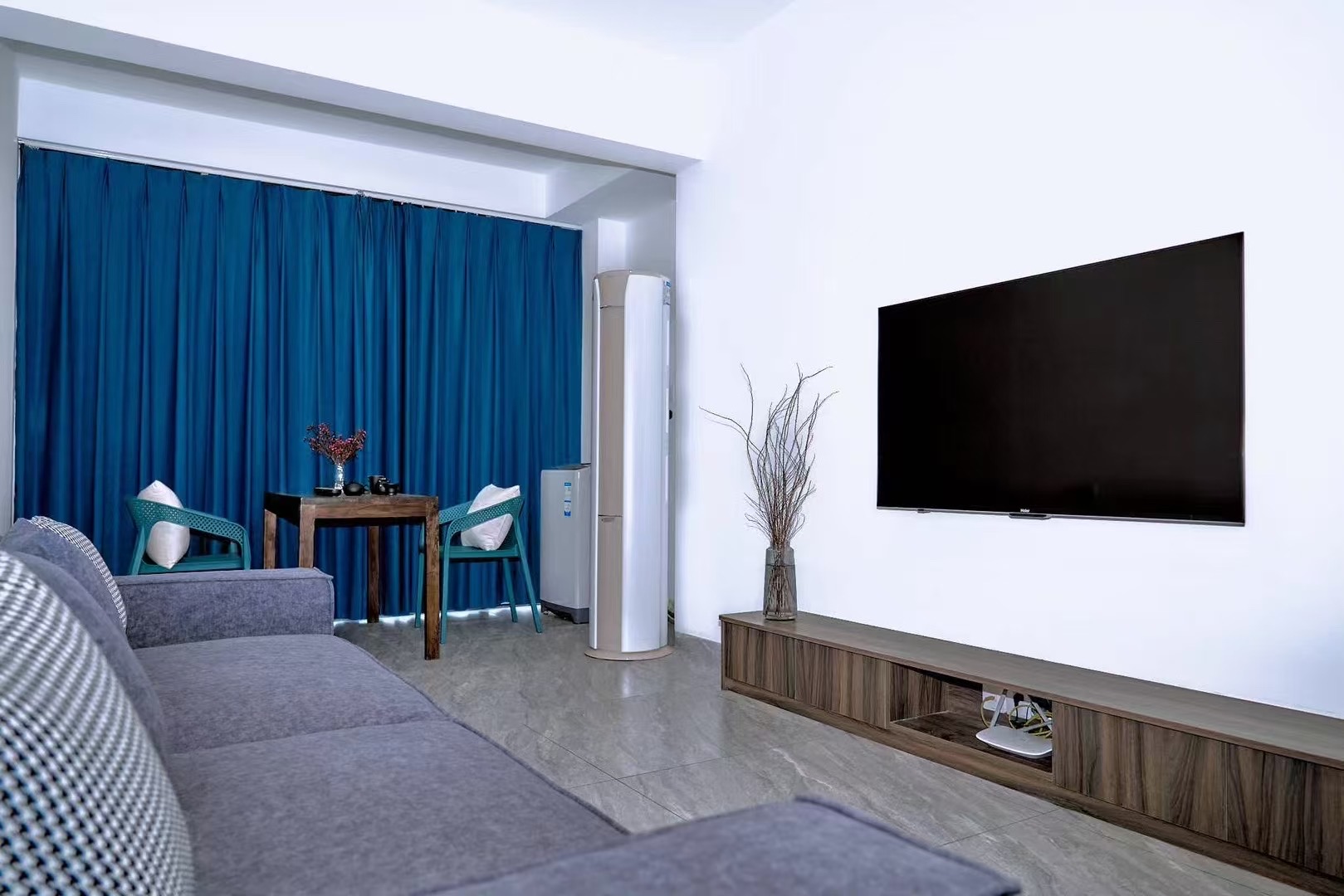 英伦星海湾 1室0厅0卫 1880.0元/月 英伦星海湾 1室0厅0卫 1880.0元/月室内图