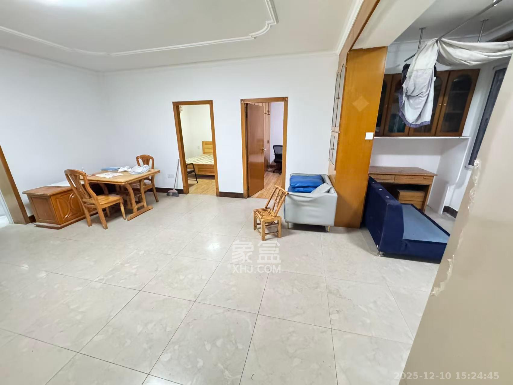 建材设计研究院综合楼(省建筑材料研究设计院宿舍) 2室1厅1卫 2400.0元/月 建材设计研究院综合楼(省建筑材料研究设计院宿舍) 2室1厅1卫 2400.0元/月室内图