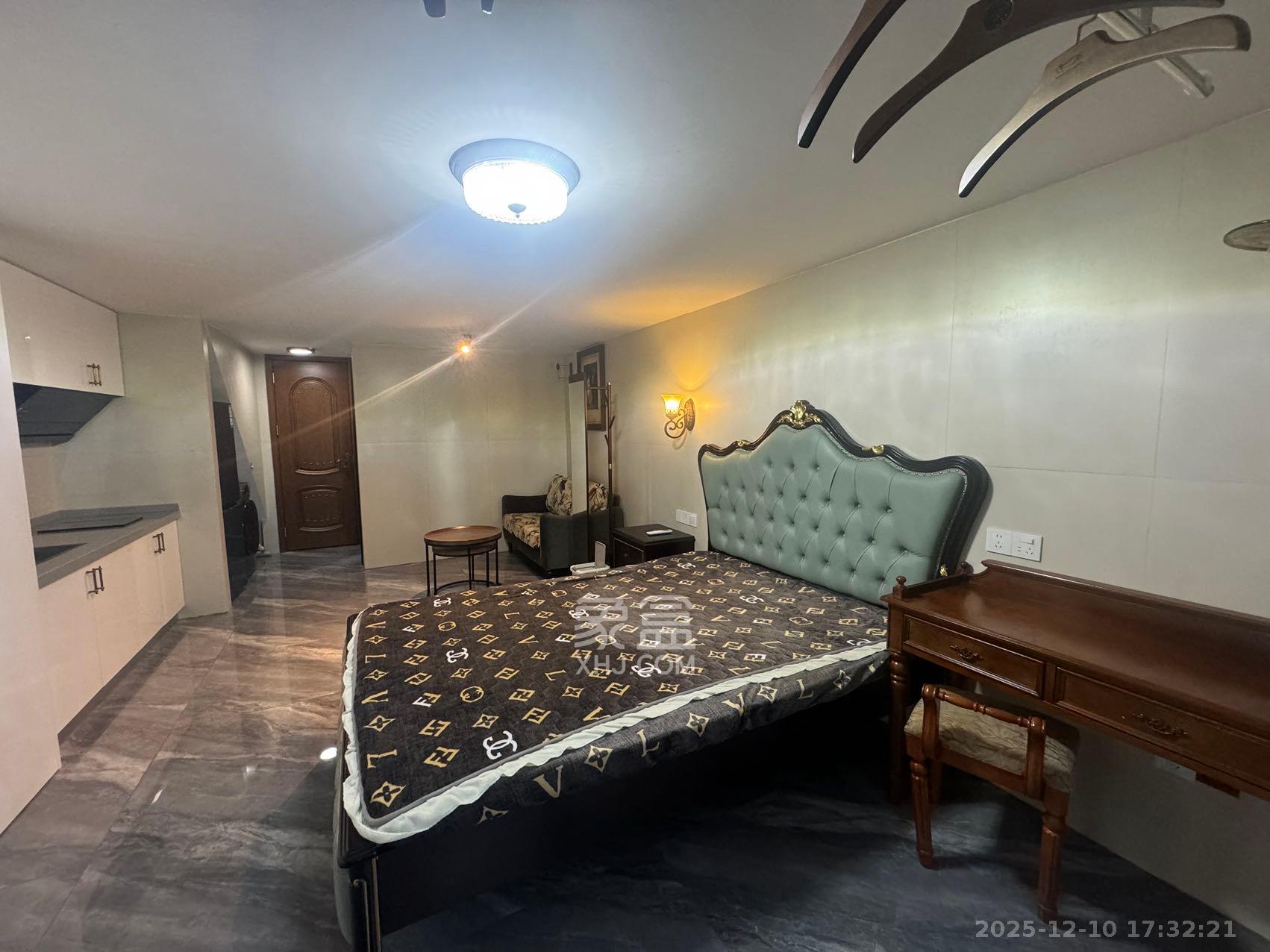 世茂璀璨天城公寓 1室1厅1卫 1500.0元/月 世茂璀璨天城公寓 1室1厅1卫 1500.0元/月室内图