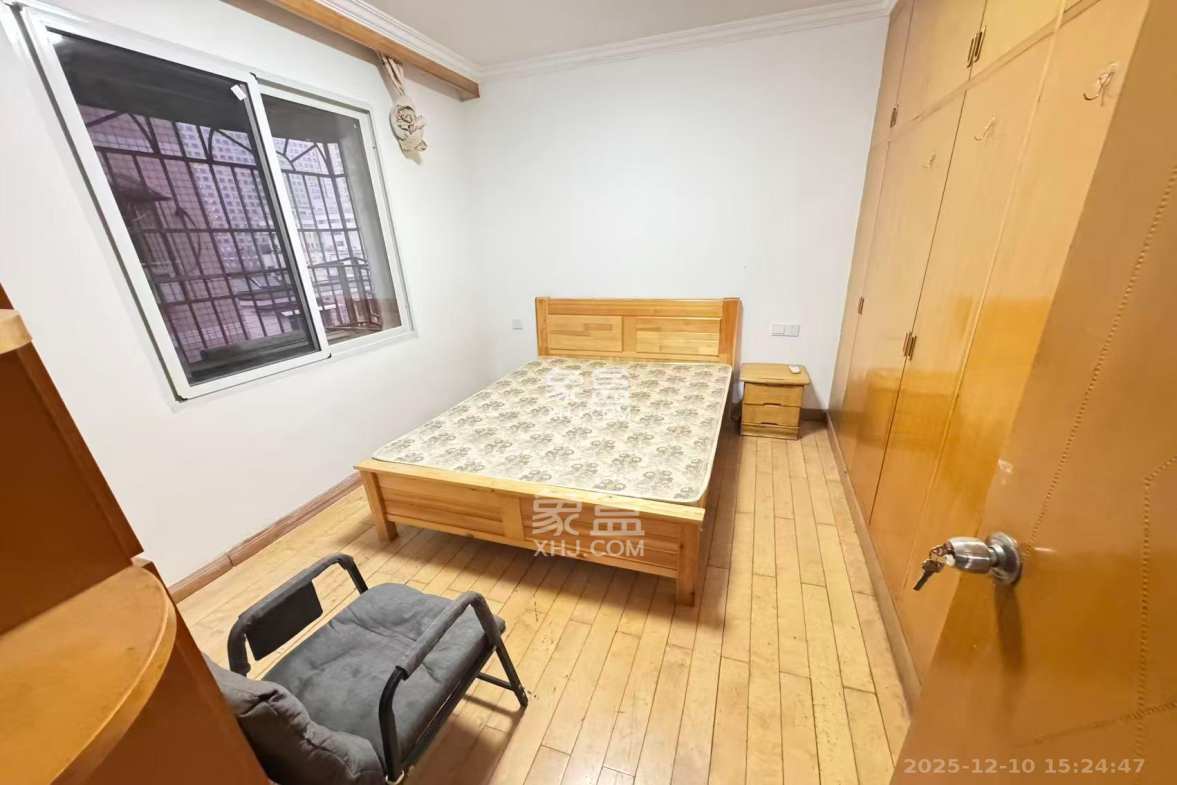 建材设计研究院综合楼(省建筑材料研究设计院宿舍) 2室1厅1卫 2400.0元/月 建材设计研究院综合楼(省建筑材料研究设计院宿舍) 2室1厅1卫 2400.0元/月室内图