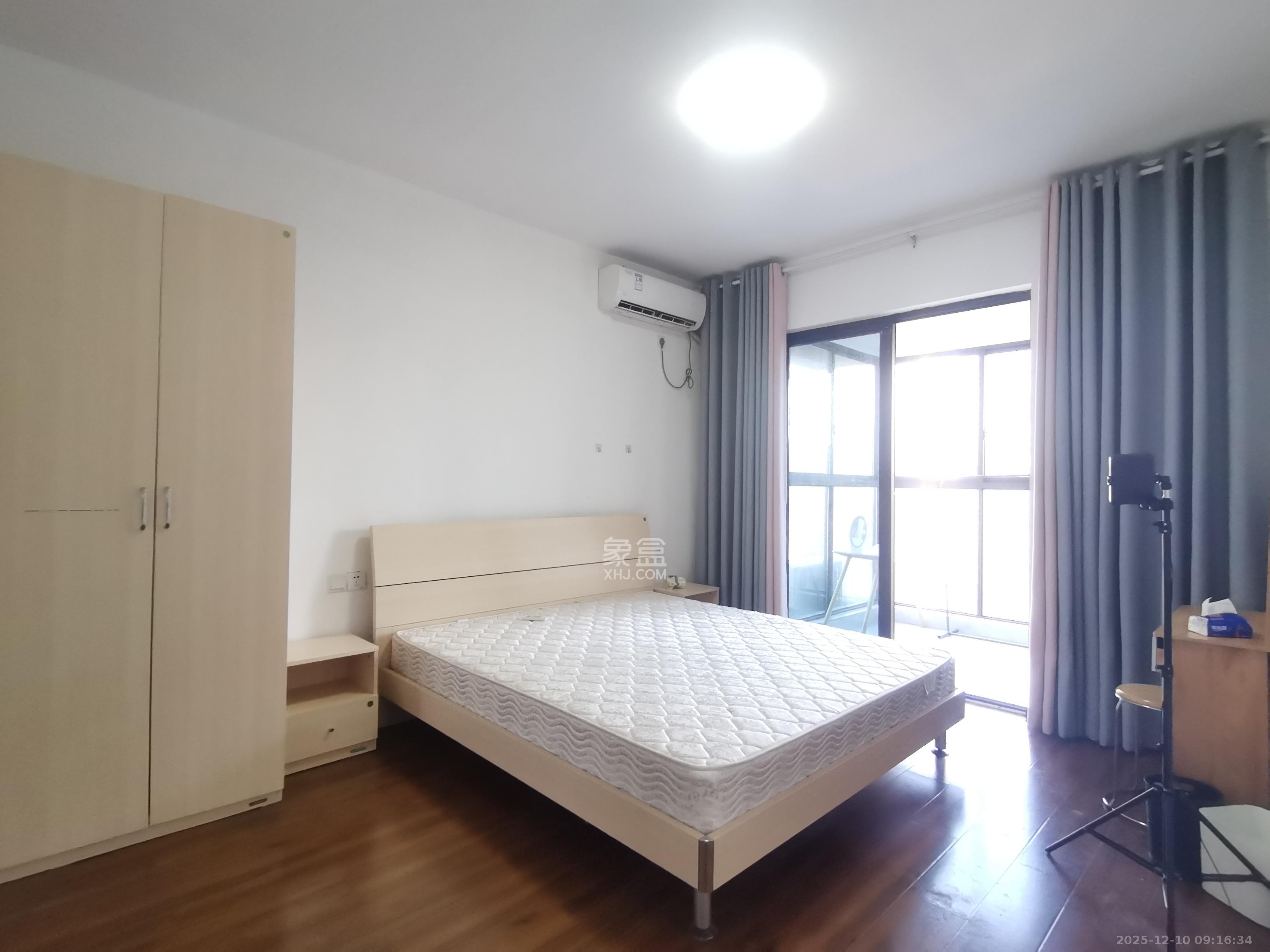 保利大都汇一期、二期 1室0厅0卫 3900.0元/月 保利大都汇一期、二期 1室0厅0卫 3900.0元/月室内图