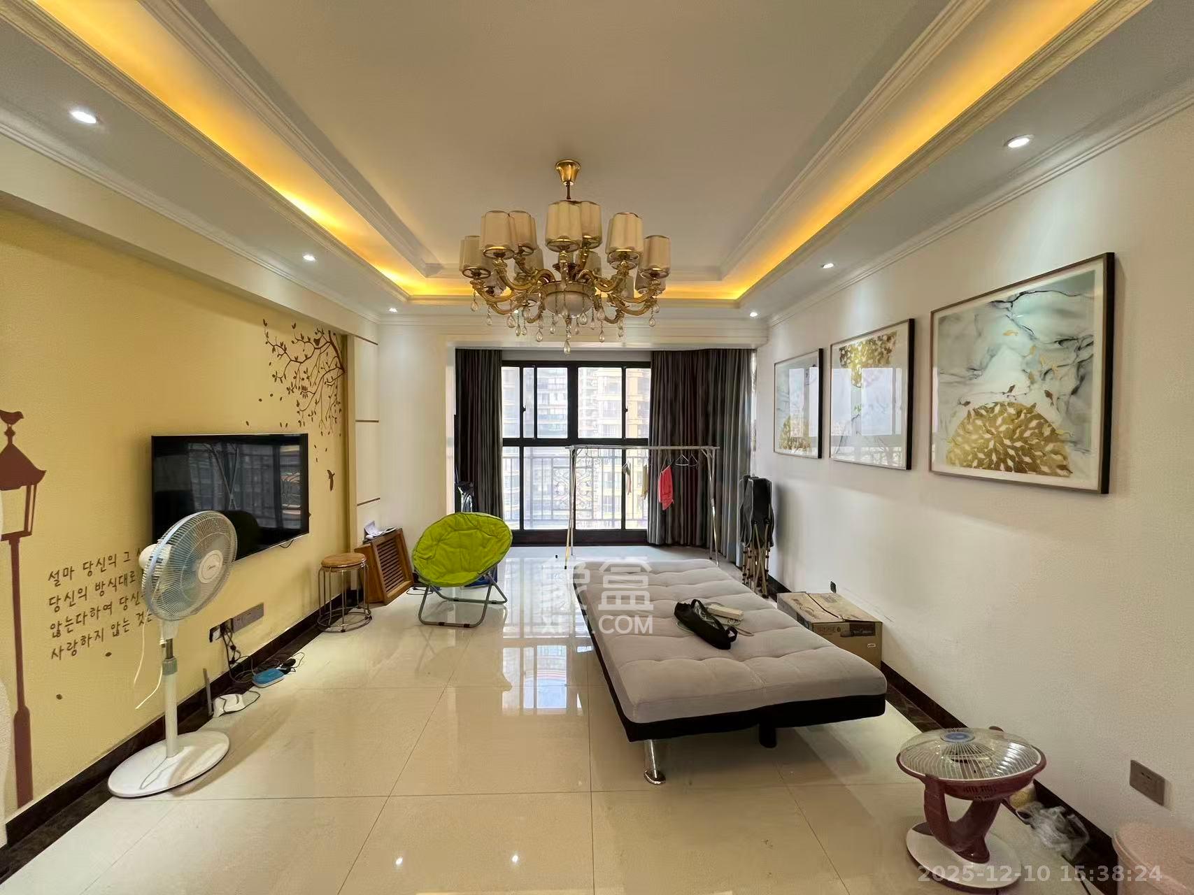 永祺西京  3室2厅2卫    3200.0元/月