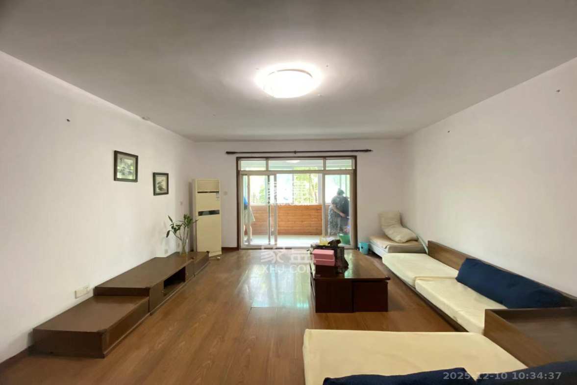 振湘园 3室2厅2卫 2400.0元/月 振湘园 3室2厅2卫 2400.0元/月室内图