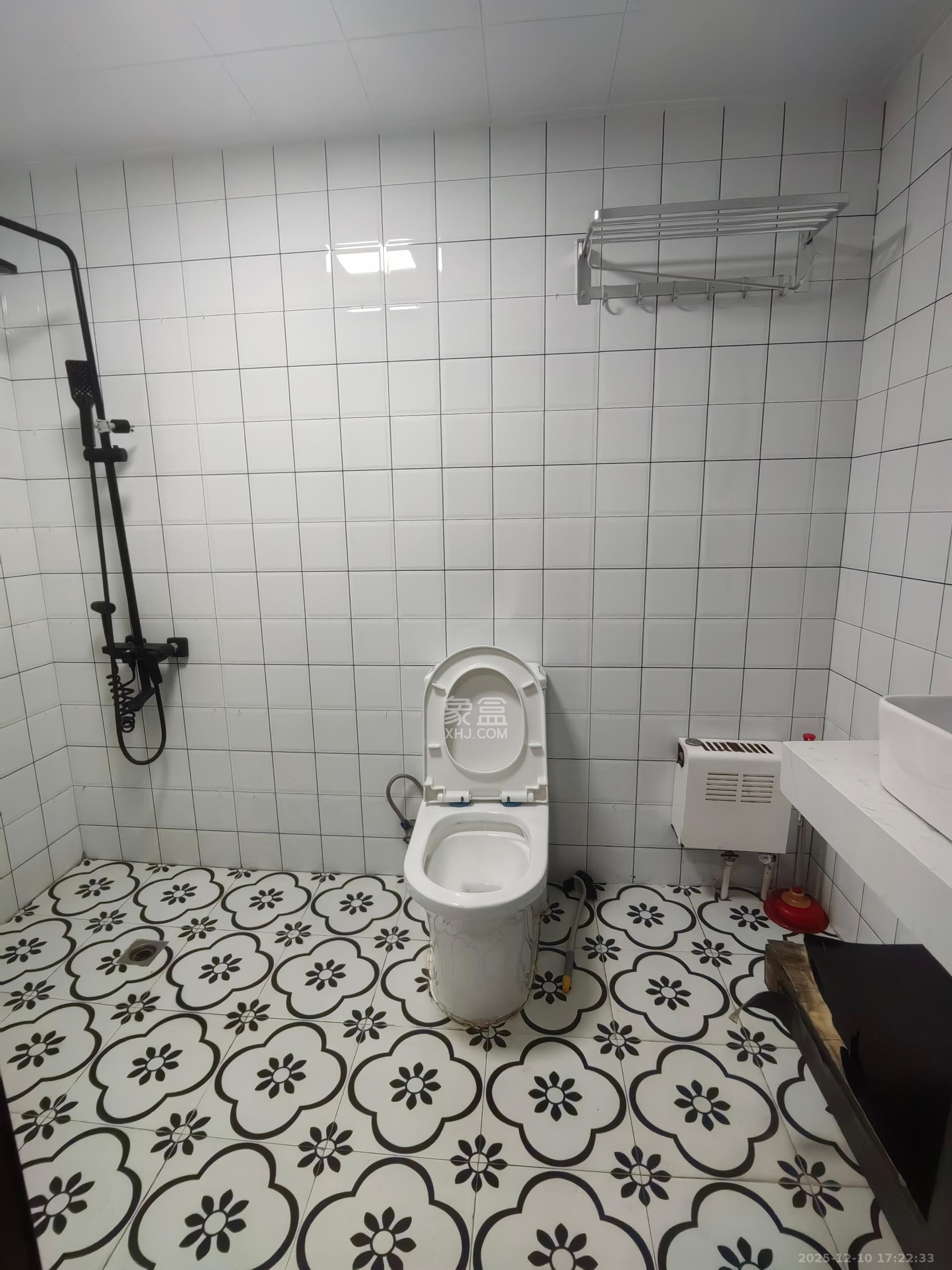 怡海星城 1室1厅1卫 1100.0元/月 怡海星城 1室1厅1卫 1100.0元/月室内图