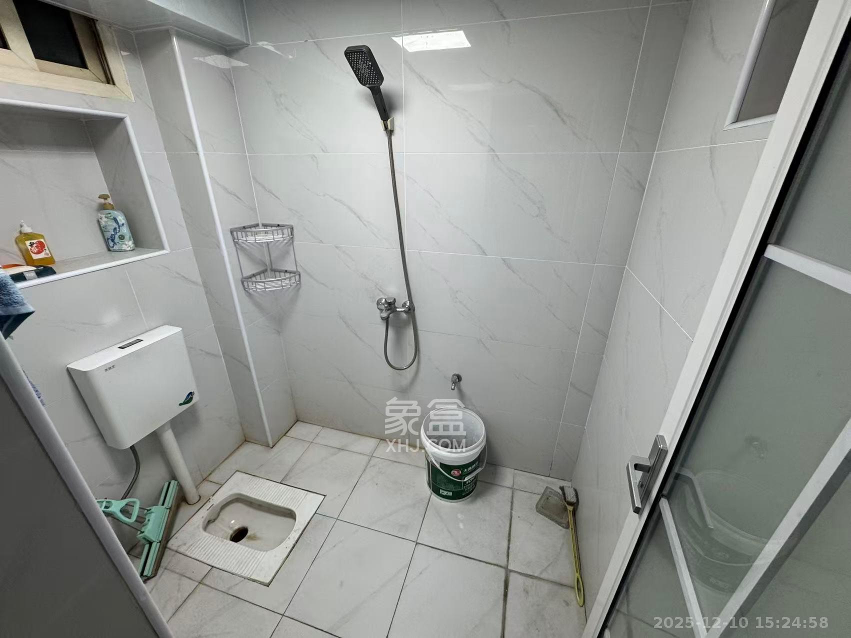 建材设计研究院综合楼(省建筑材料研究设计院宿舍) 2室1厅1卫 2400.0元/月 建材设计研究院综合楼(省建筑材料研究设计院宿舍) 2室1厅1卫 2400.0元/月室内图