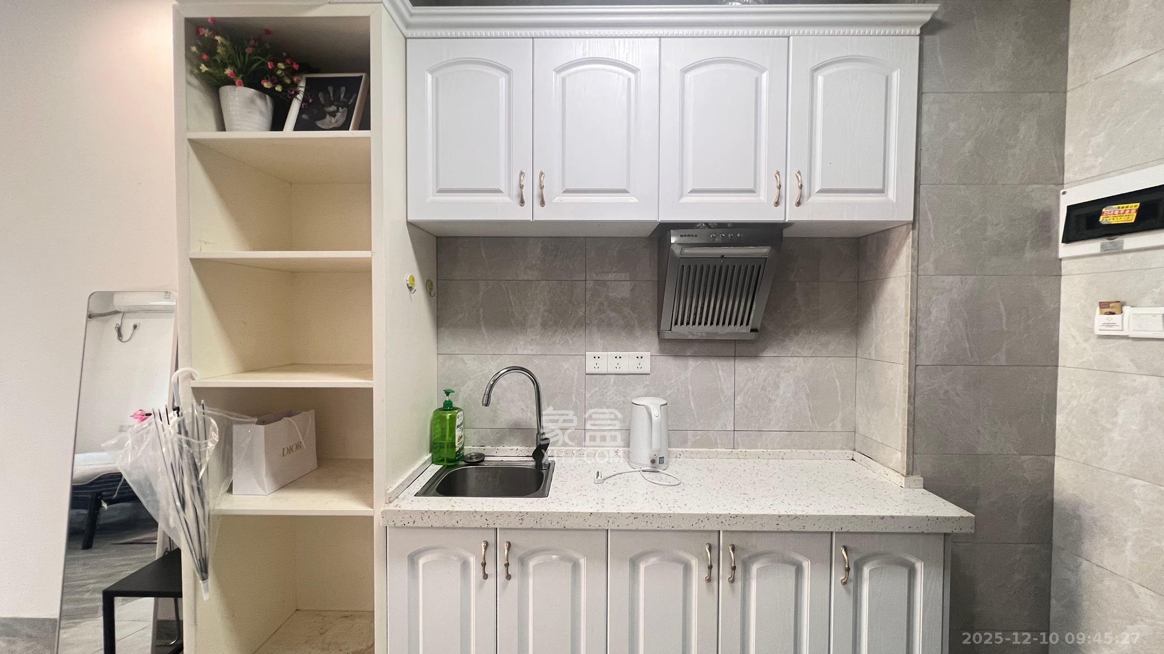 高升时代广场(冠铭商务中心) 1室1厅1卫 1300.0元/月 高升时代广场(冠铭商务中心) 1室1厅1卫 1300.0元/月室内图