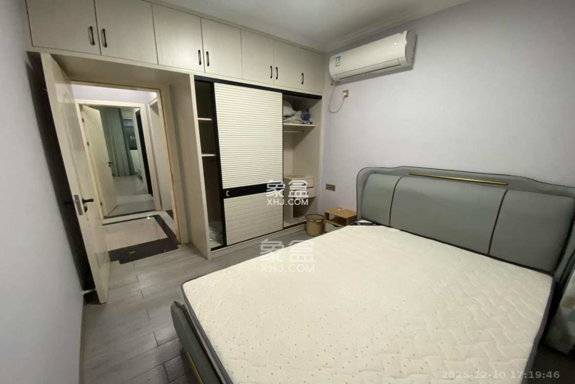 绿地新都会 4室2厅2卫 3000.0元/月 绿地新都会 4室2厅2卫 3000.0元/月室内图