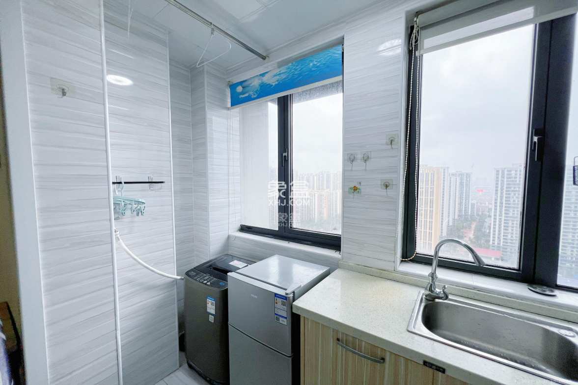 欧亚达国际广场 1室1厅1卫 1100.0元/月 欧亚达国际广场 1室1厅1卫 1100.0元/月室内图