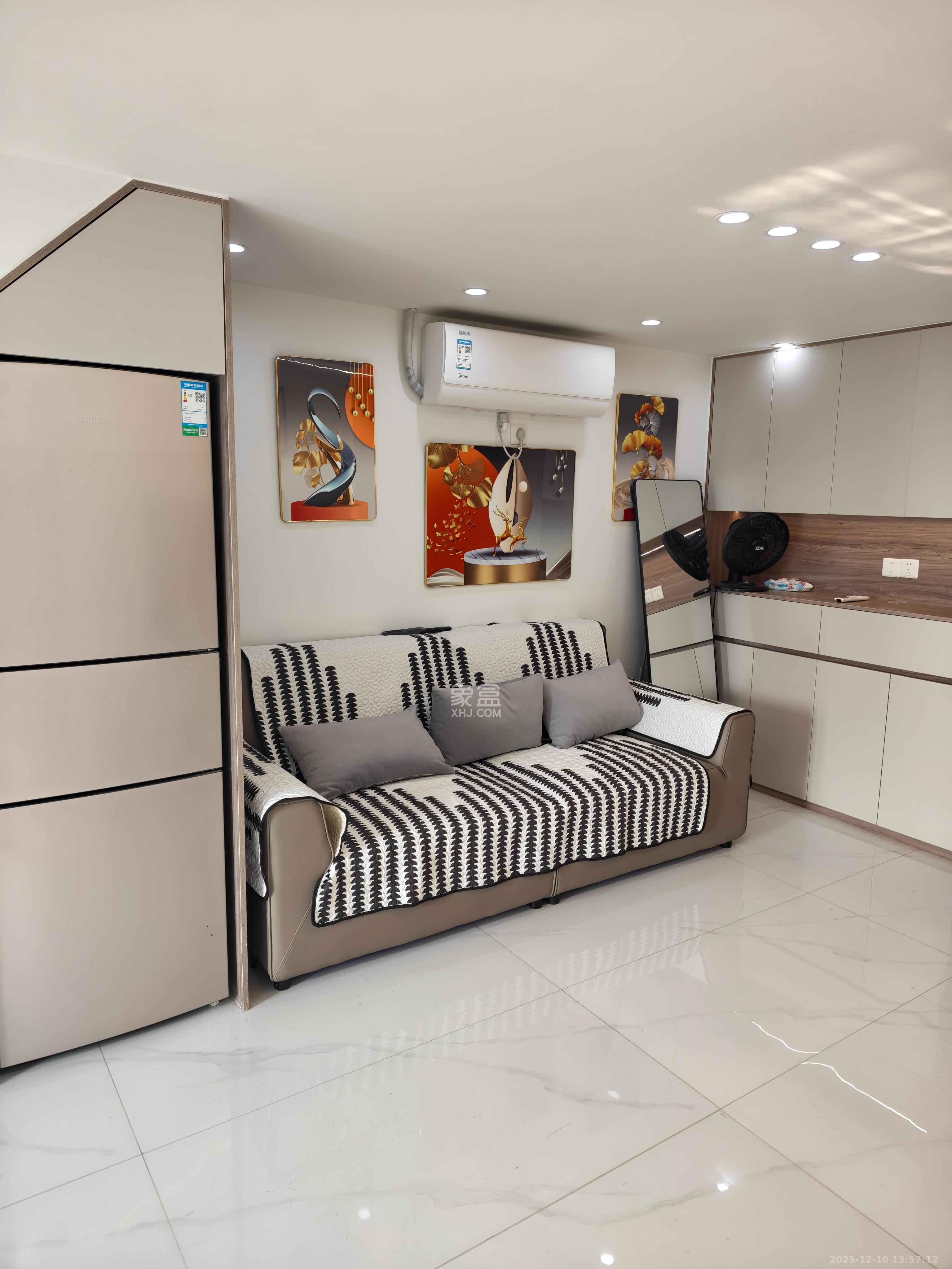 保利中环广场（保利中悦苑）  2室1厅2卫    2500.0元/月