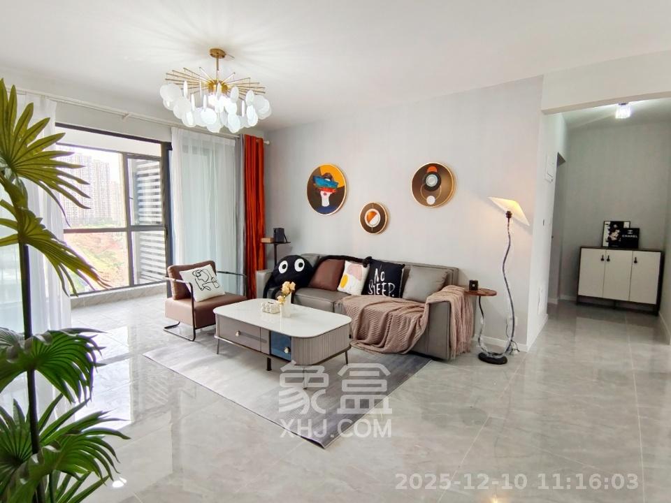 长房岭秀时代 4室2厅2卫 3500.0元/月 长房岭秀时代 4室2厅2卫 3500.0元/月室内图