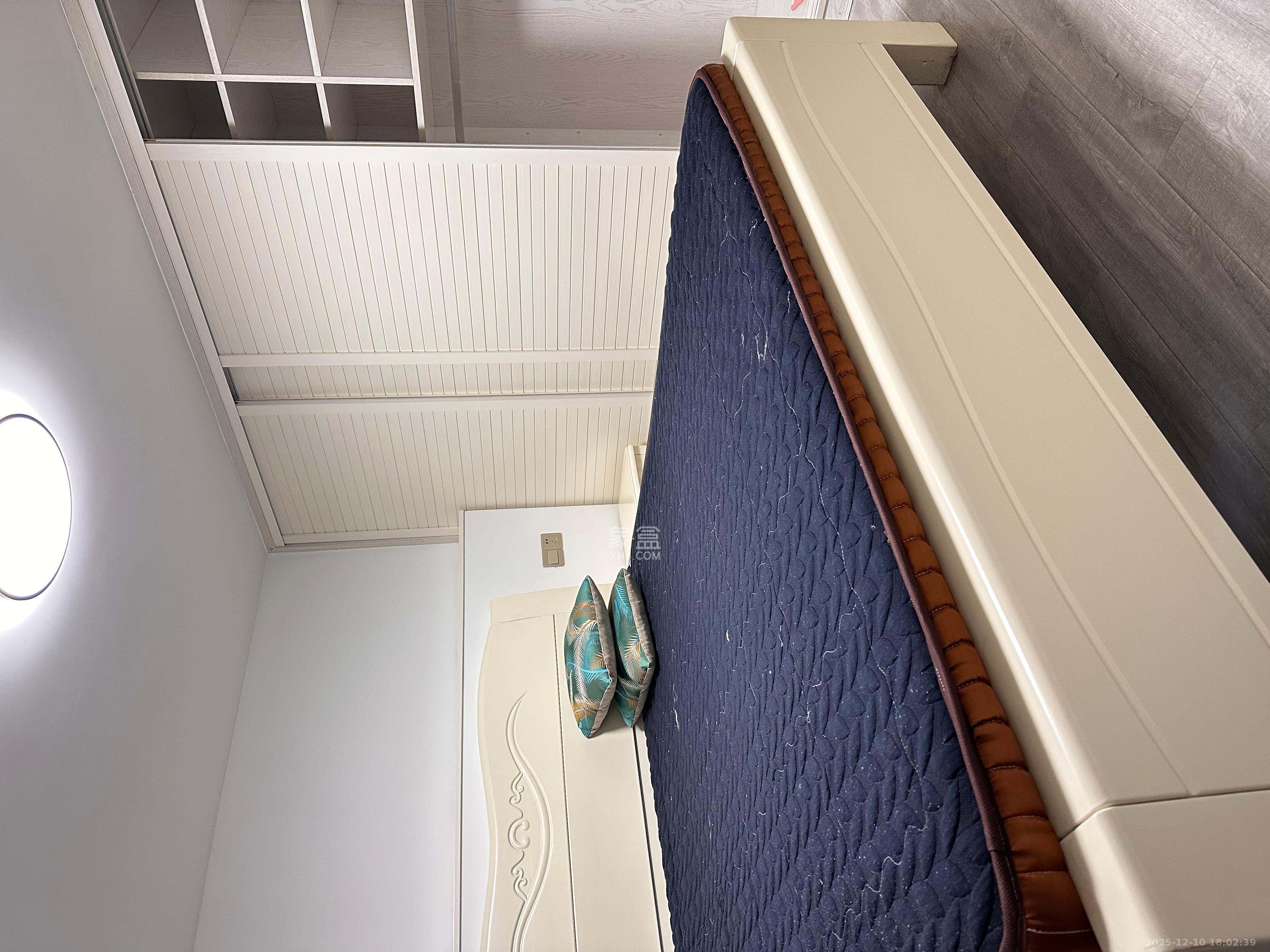 华润置地广场二期 2室1厅1卫 1600.0元/月 华润置地广场二期 2室1厅1卫 1600.0元/月室内图