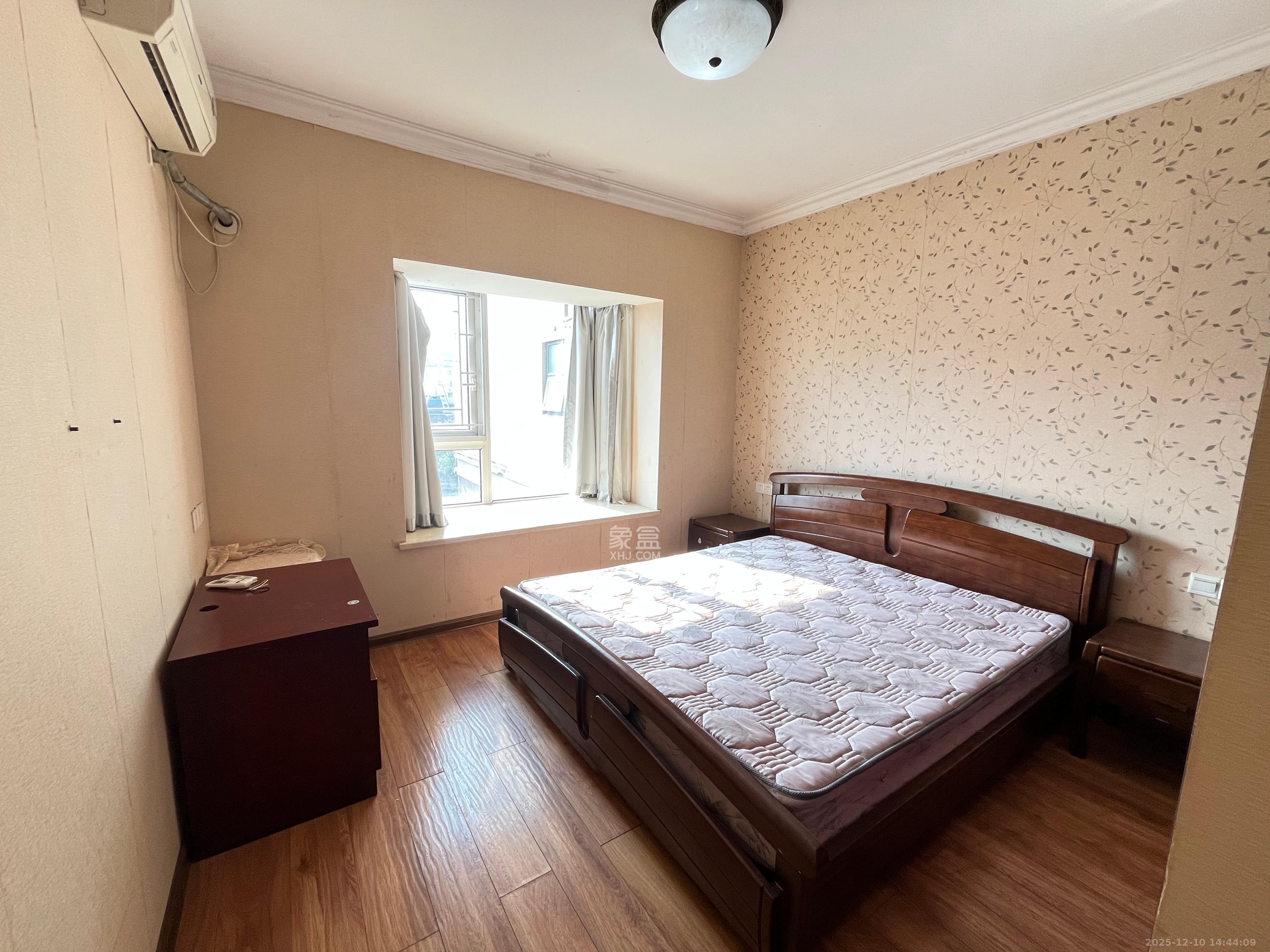 佳天瑞宁花园 3室2厅2卫 3000.0元/月 佳天瑞宁花园 3室2厅2卫 3000.0元/月室内图