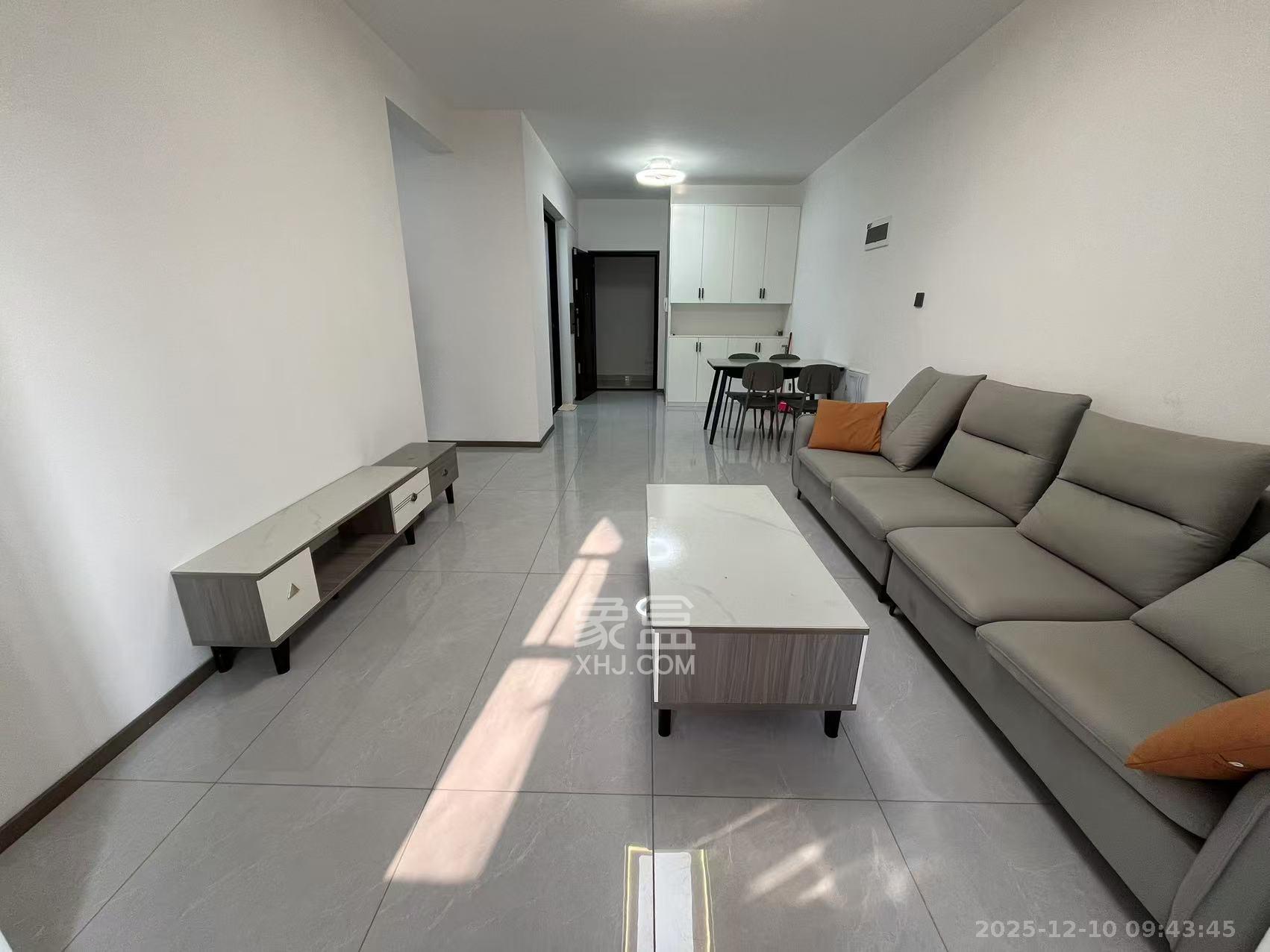 金塘家园  2室1厅1卫    2100.0元/月室内图