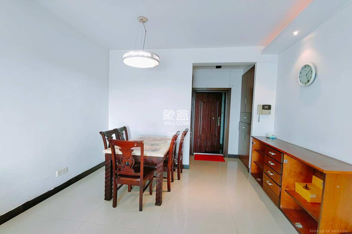 阳光100二期 2室1厅1卫 2200.0元/月 阳光100二期 2室1厅1卫 2200.0元/月室内图