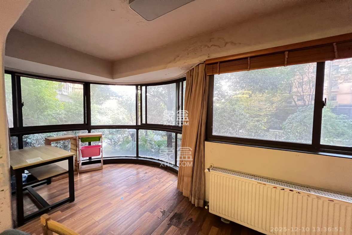 曙光泊岸 4室2厅2卫 4500.0元/月 曙光泊岸 4室2厅2卫 4500.0元/月室内图