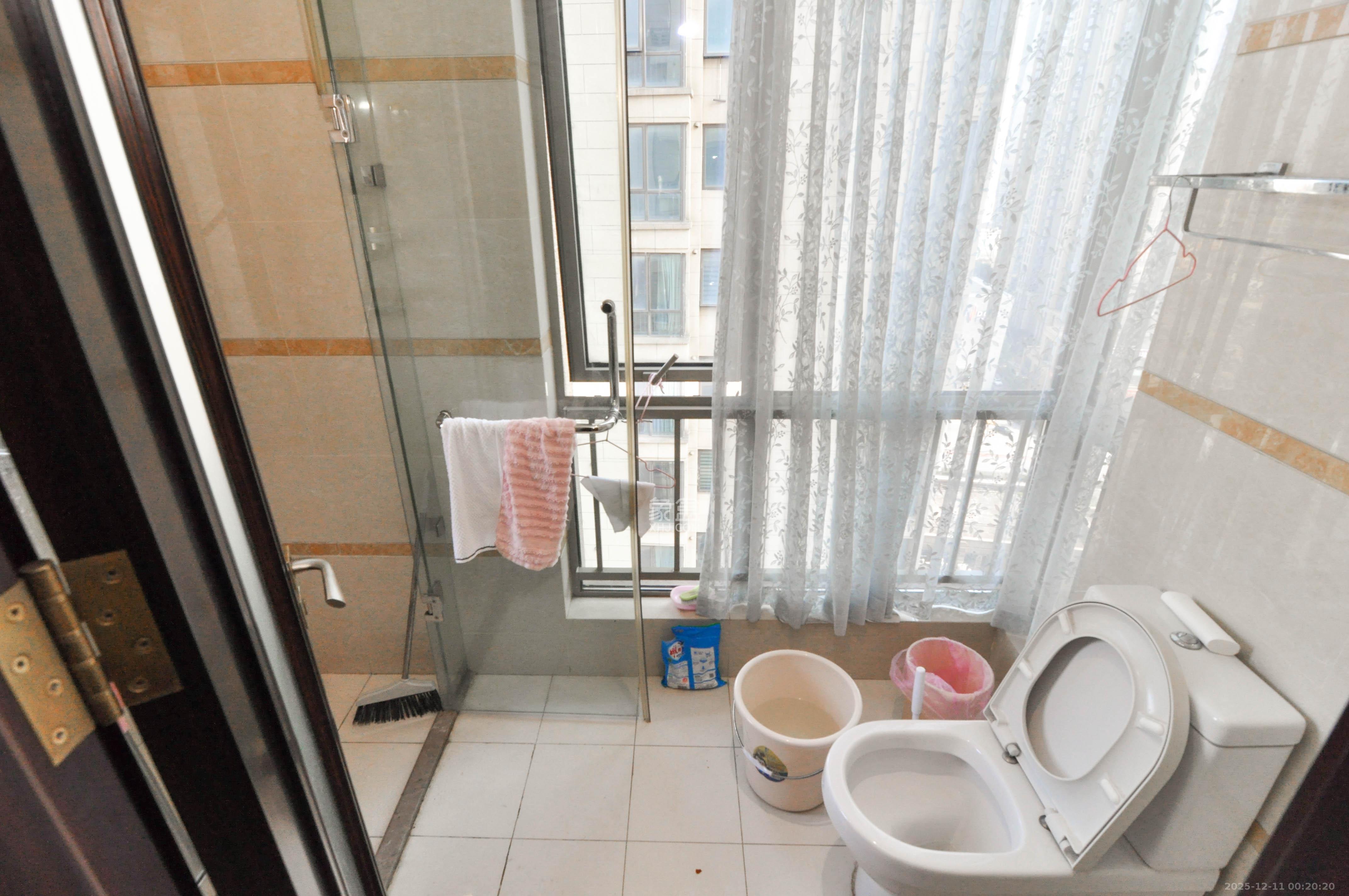 梅溪湖金茂府（金茂广场）（金茂览秀城）  1室0厅0卫    235.0万卫生间