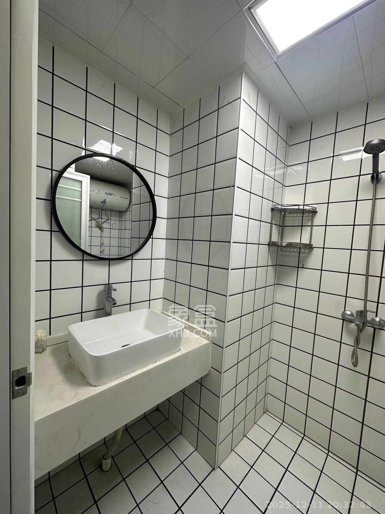 梅溪国际公寓(步步高新天地) 1室1厅1卫 1500.0元/月 梅溪国际公寓(步步高新天地) 1室1厅1卫 1500.0元/月室内图