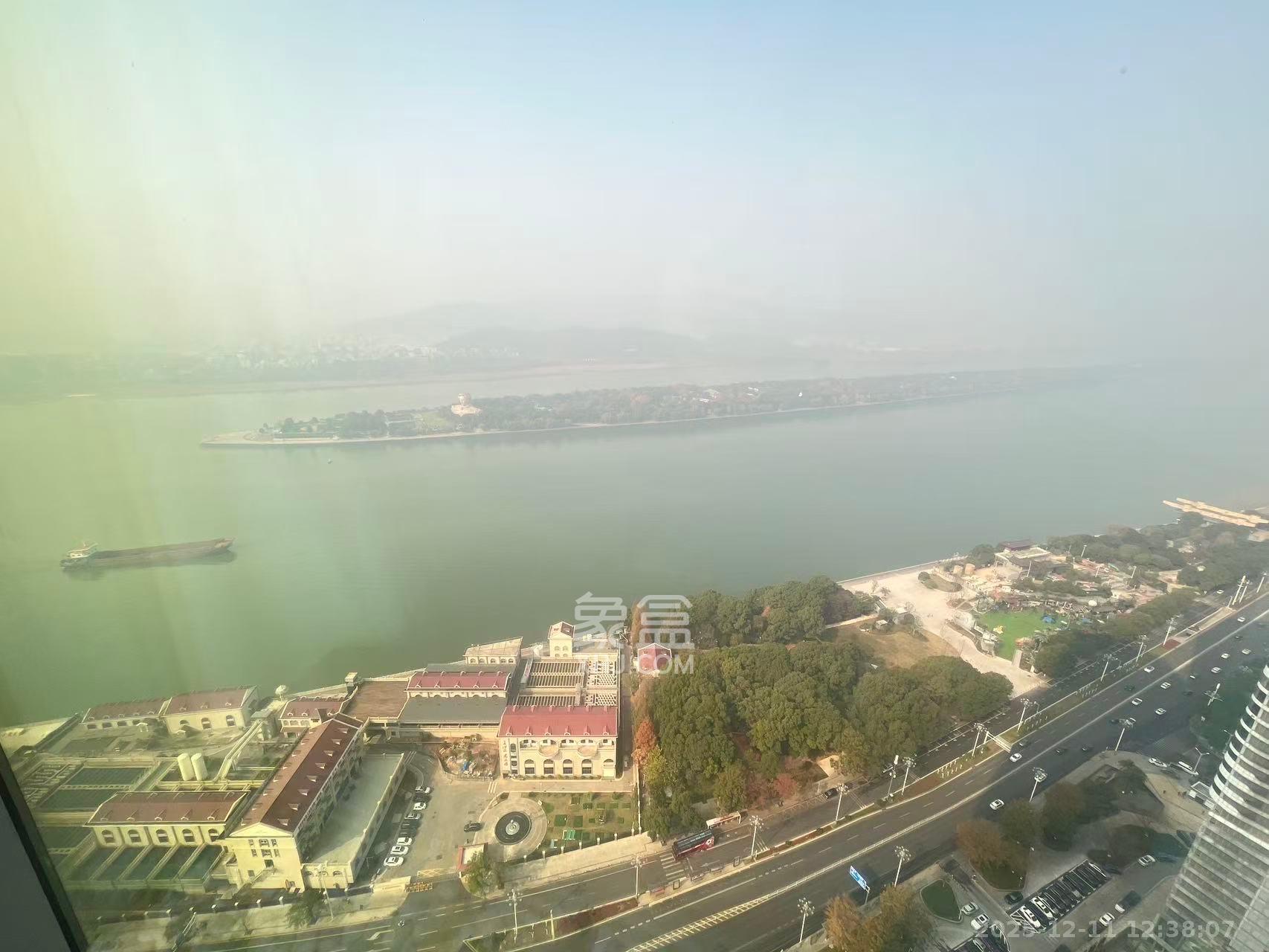 保利国际广场  1室1厅1卫    12000.0元/月室内图