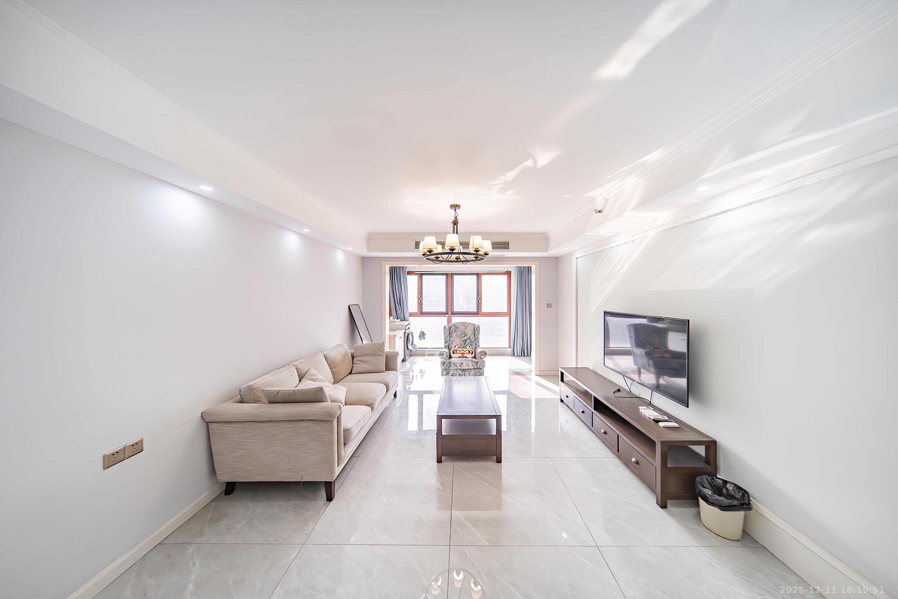 北辰三角洲C2区  3室2厅2卫    150.0万