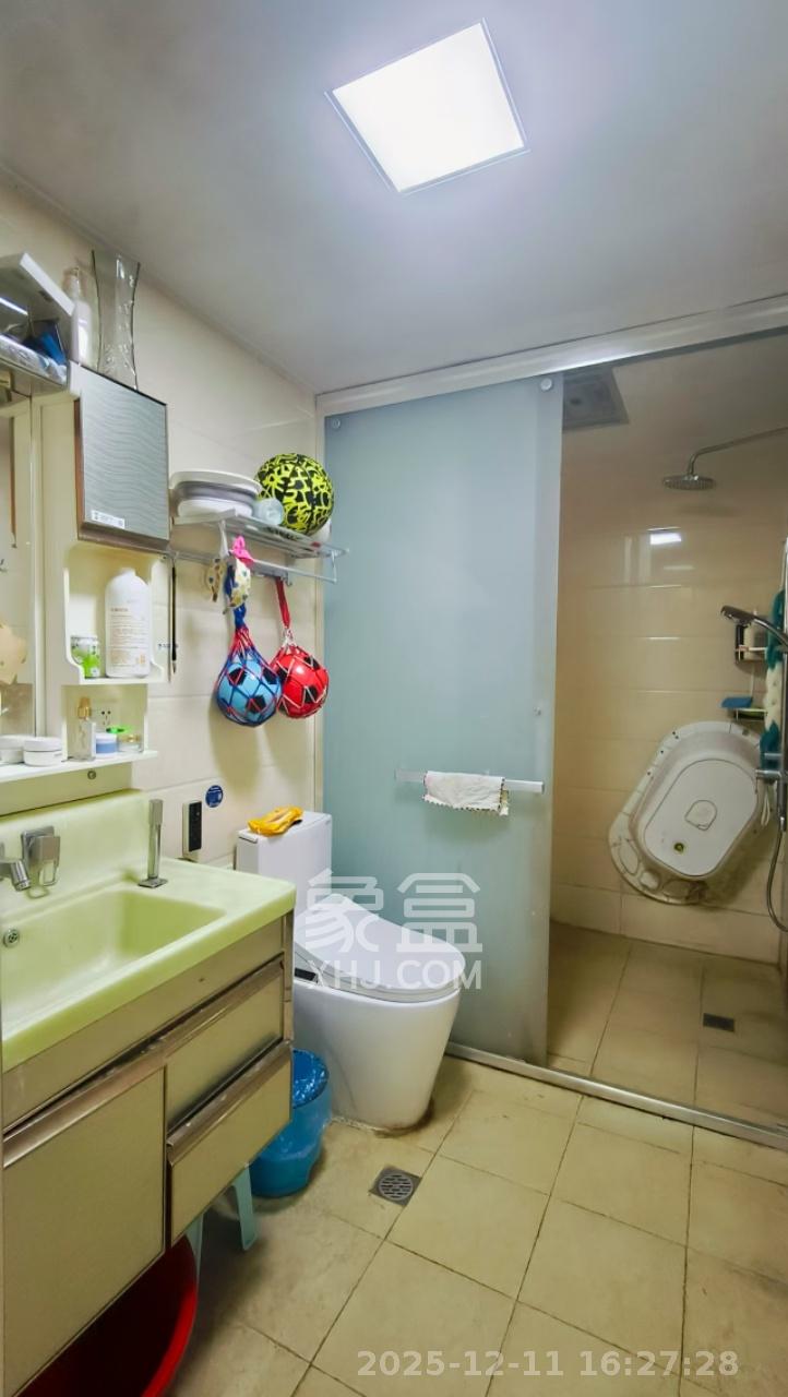 西山汇景一、二期  3室2厅1卫    3000.0元/月室内图