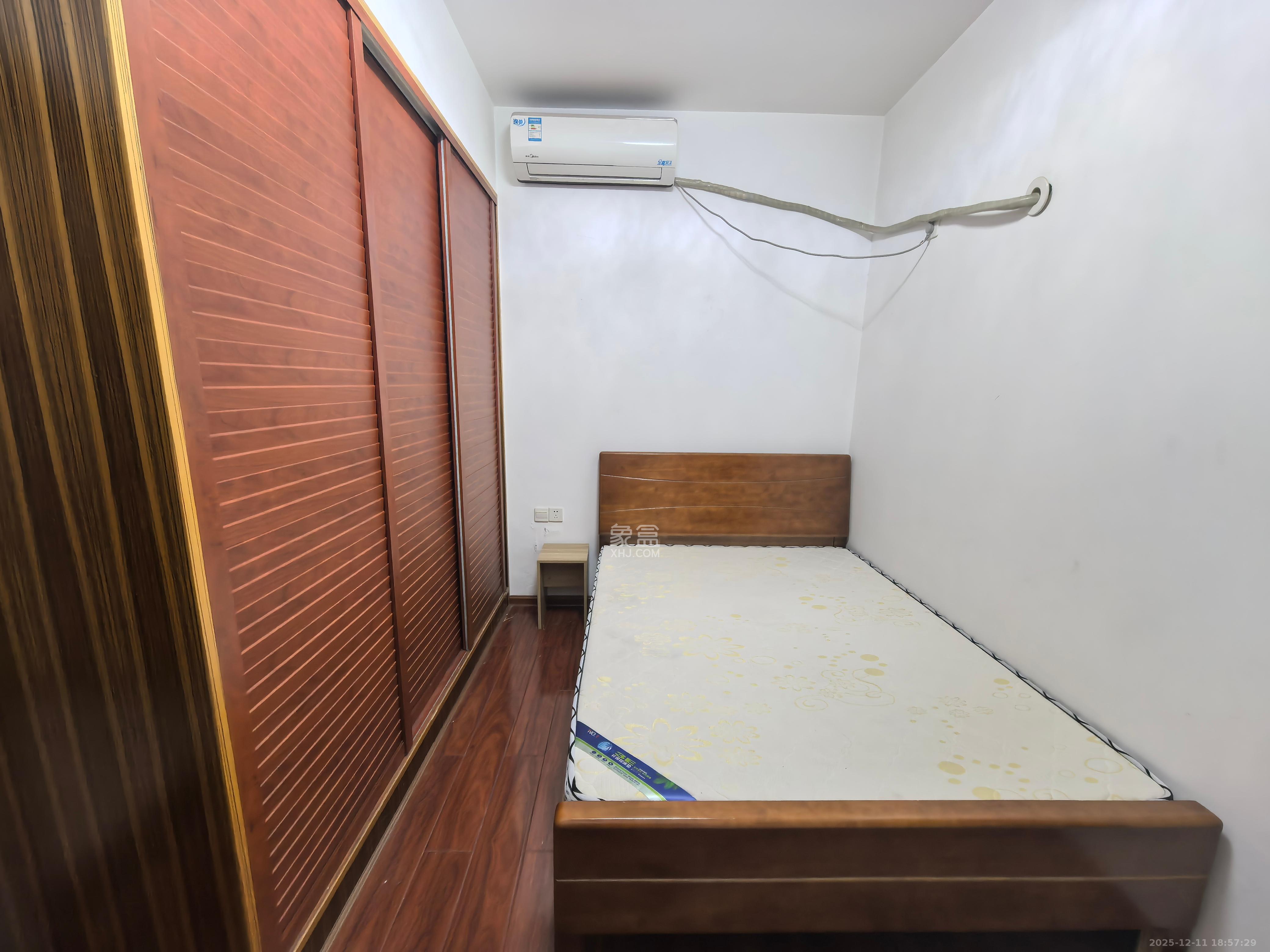 中信城市广场(中信新城一期) 2室2厅1卫 2000.0元/月 中信城市广场(中信新城一期) 2室2厅1卫 2000.0元/月室内图