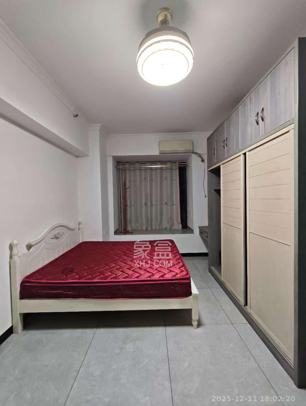 金科天悦（金科美邻汇）  1室1厅1卫    1100.0元/月