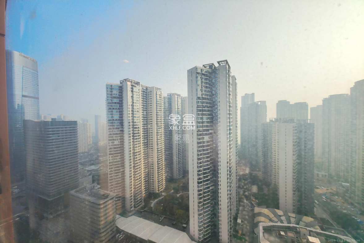 中一鲲出(鲲鹏府) 2室1厅1卫 2600.0元/月 中一鲲出(鲲鹏府) 2室1厅1卫 2600.0元/月室内图