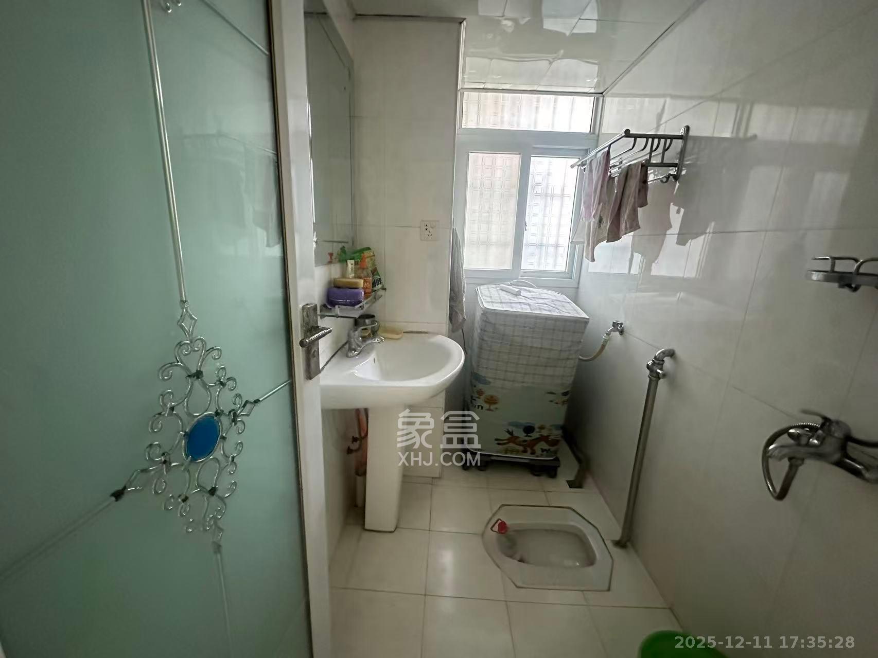 雨花区线材宿舍(莱特尔事业集团小区) 2室1厅1卫 2000.0元/月 雨花区线材宿舍(莱特尔事业集团小区) 2室1厅1卫 2000.0元/月室内图