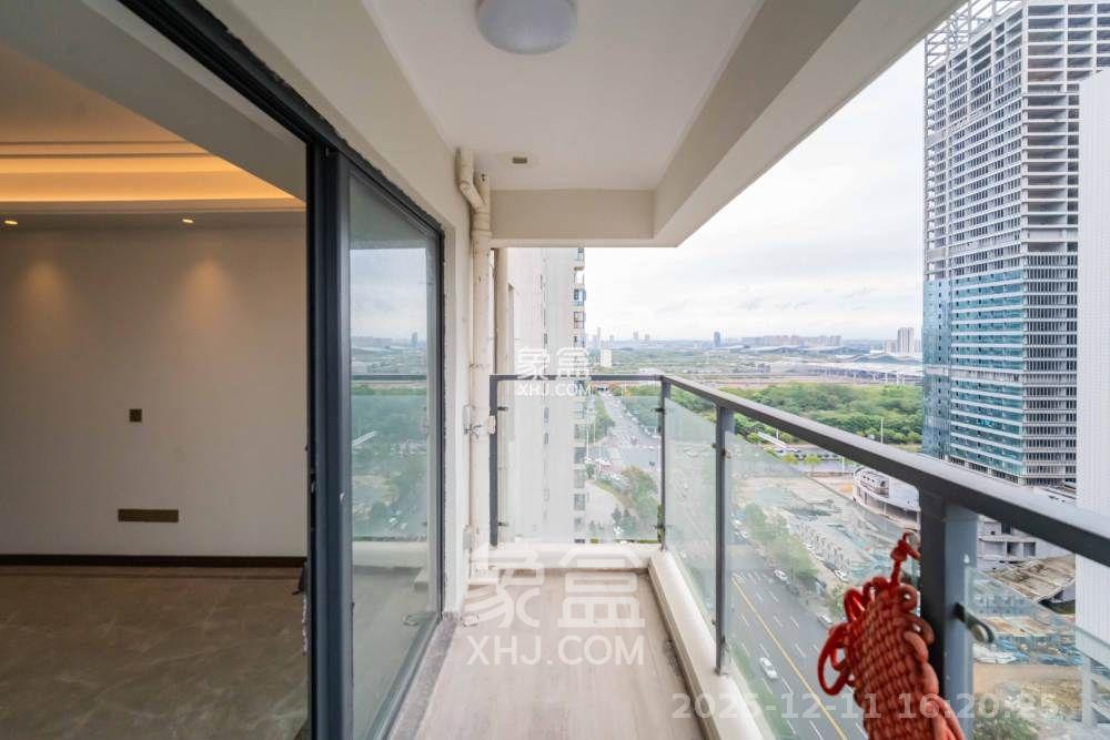 绿地长沙城际空间站（绿地新里佳苑）  3室2厅2卫    3000.0元/月室内图