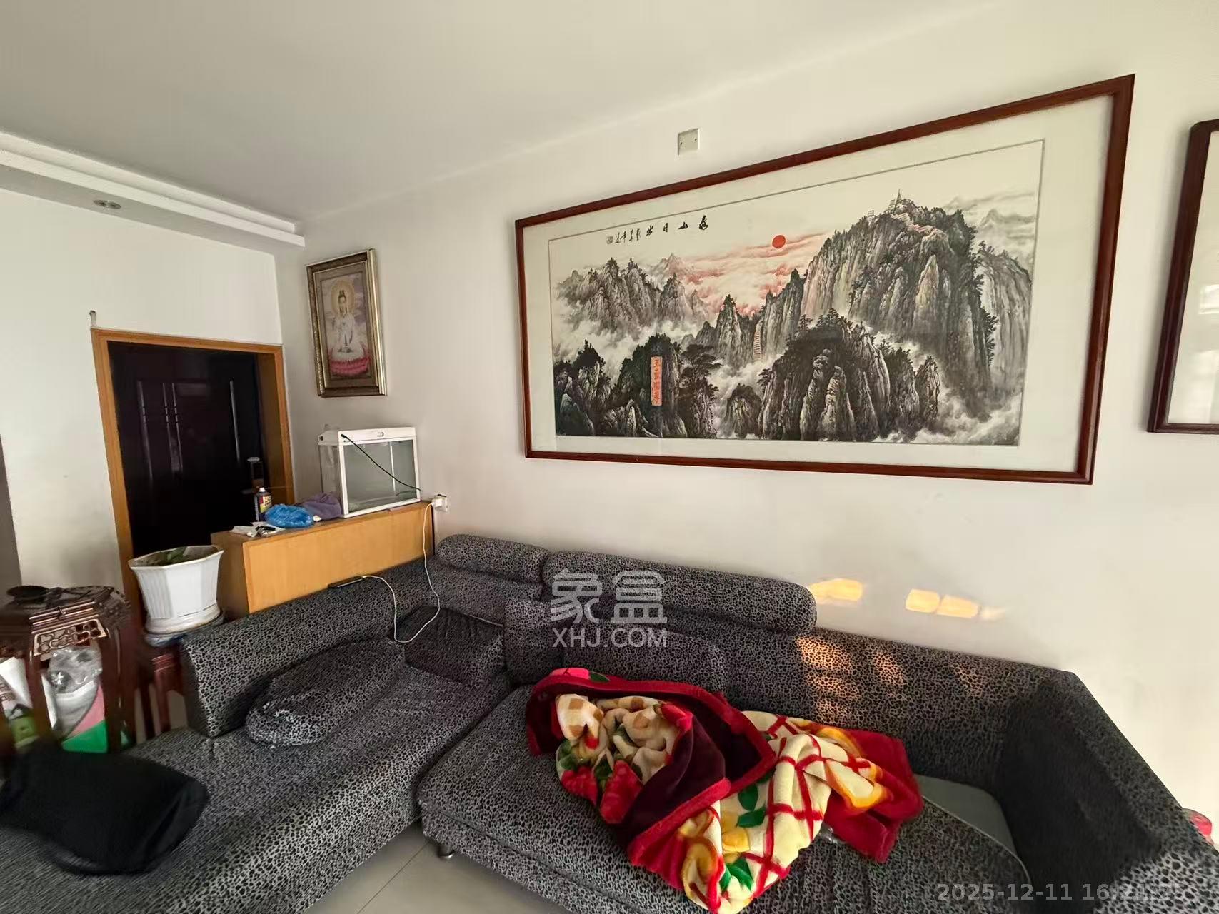 水木兰庭  1室2厅1卫    2000.0元/月