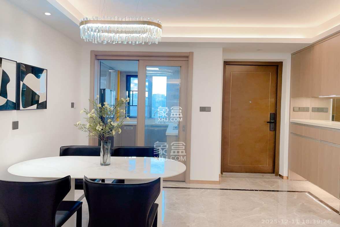 旭辉雨花郡 4室1厅2卫 5500.0元/月 旭辉雨花郡 4室1厅2卫 5500.0元/月室内图