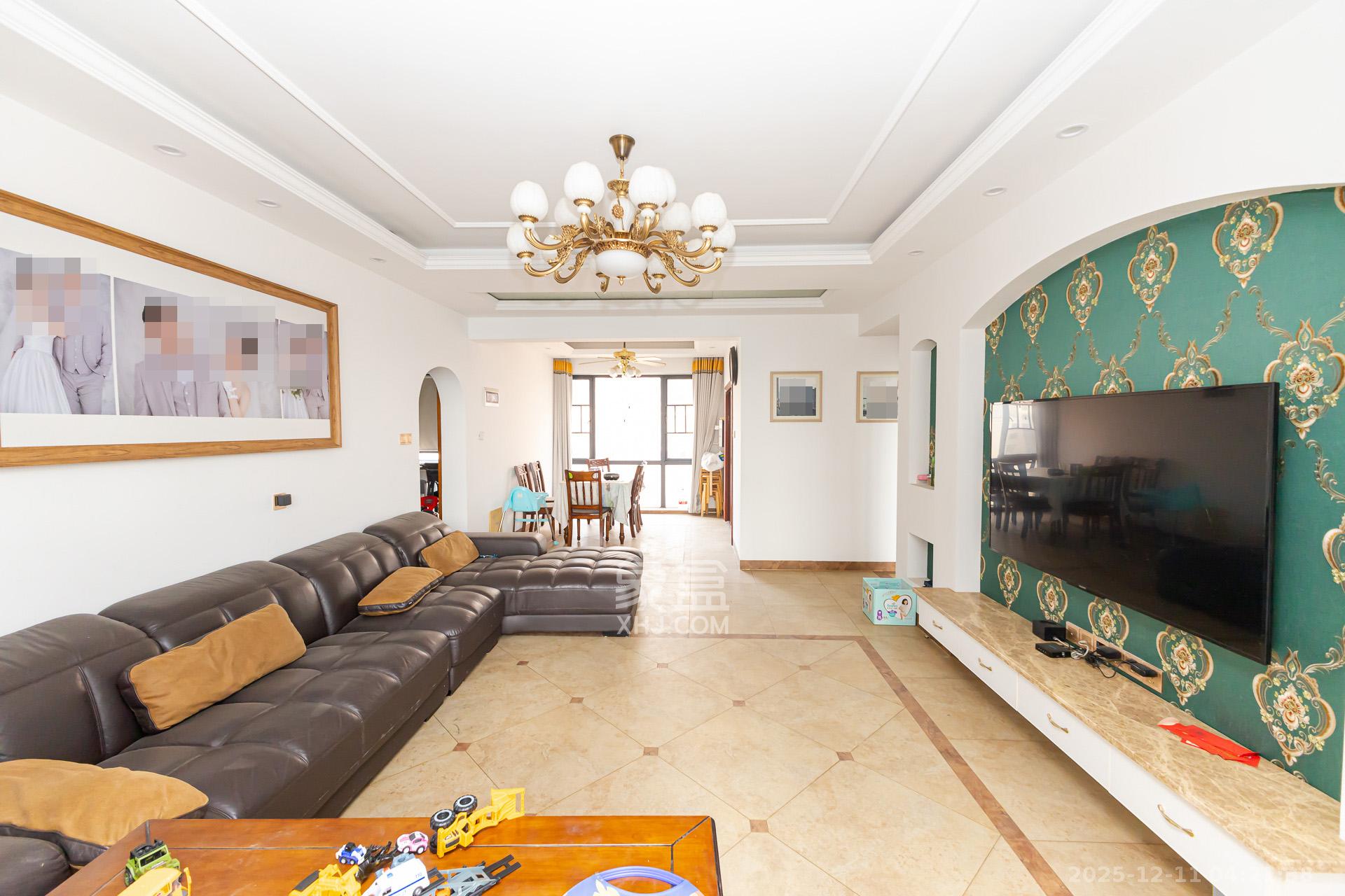 珠江东方明珠（新地东方明珠）三期  4室2厅2卫    88.0万