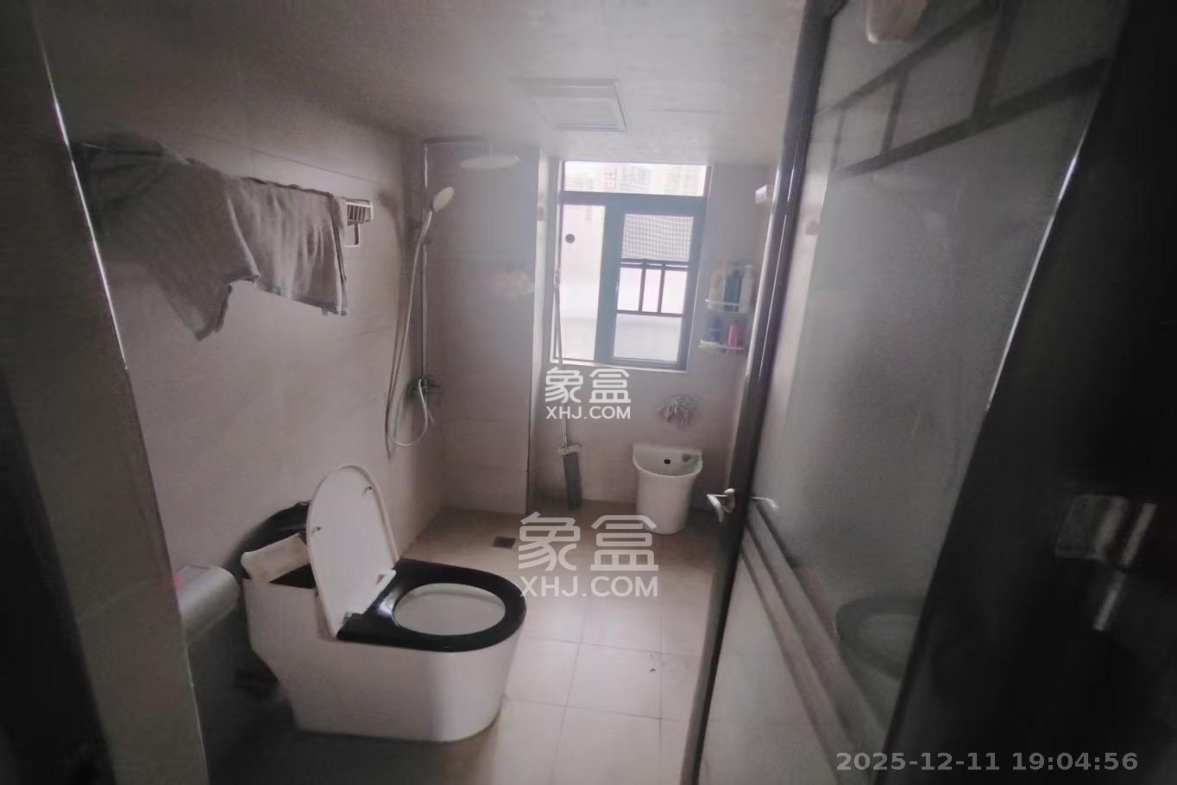 山语城二期 3室1厅1卫 1800.0元/月 山语城二期 3室1厅1卫 1800.0元/月室内图