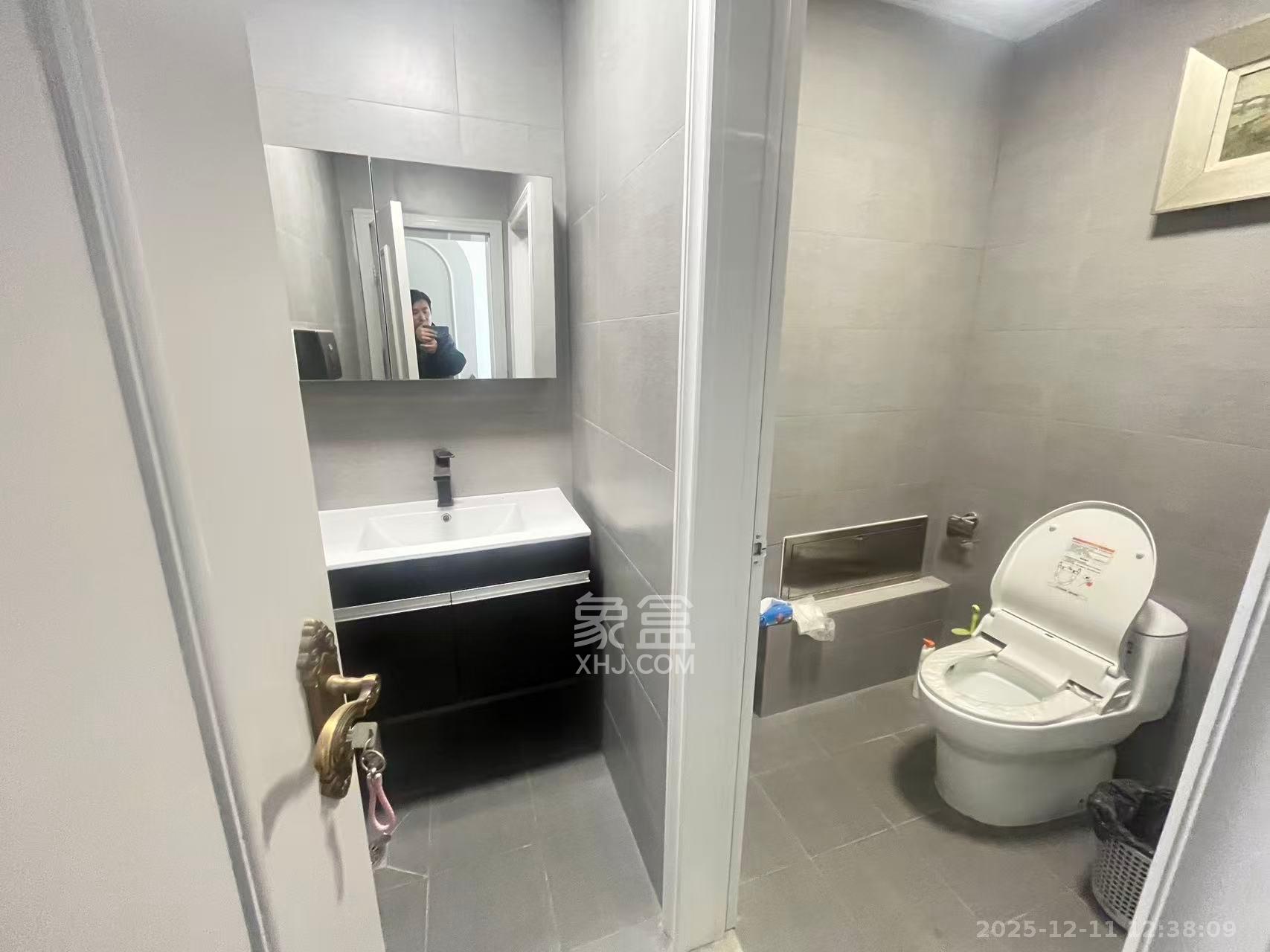 保利国际广场 1室1厅1卫 12000.0元/月 保利国际广场 1室1厅1卫 12000.0元/月室内图