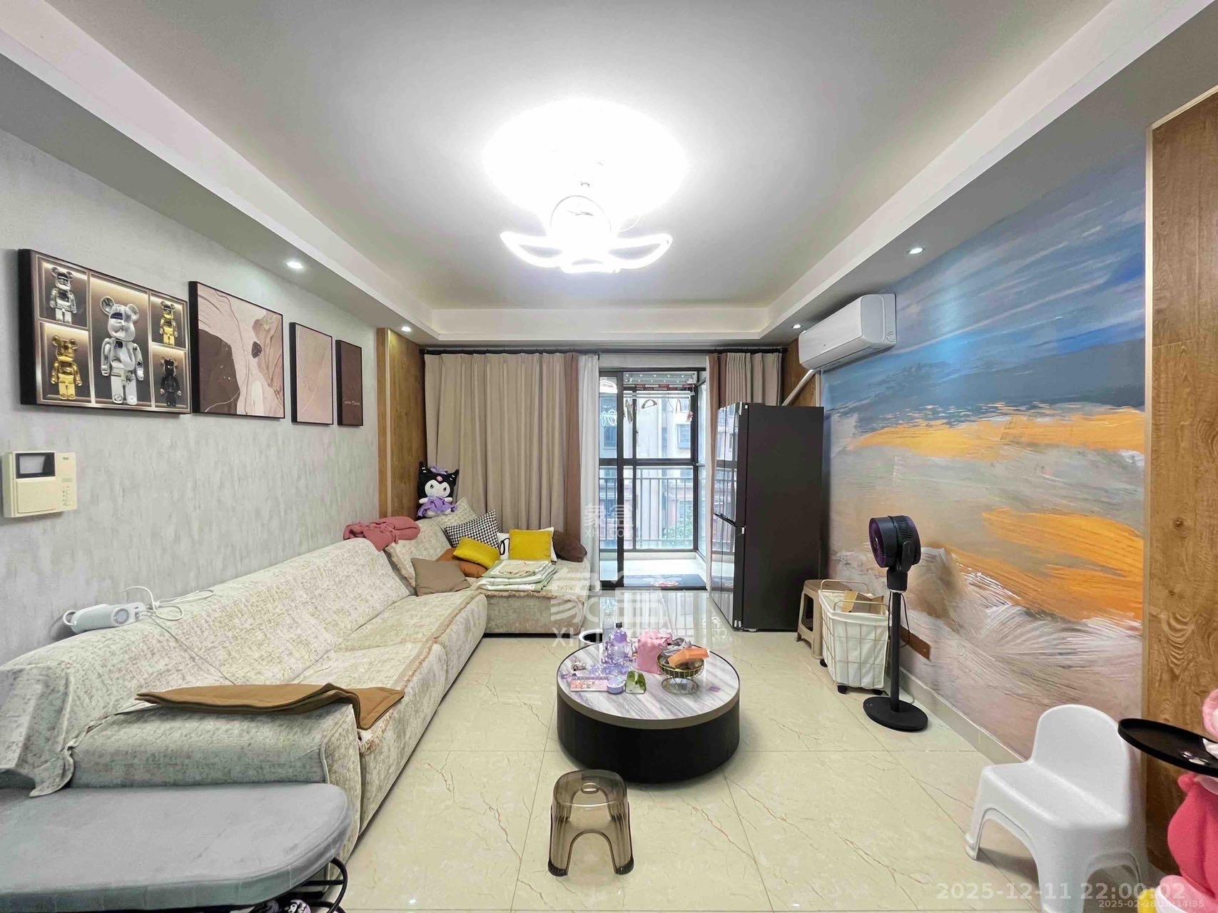 保利麓谷林语E区  3室2厅1卫    2900.0元/月